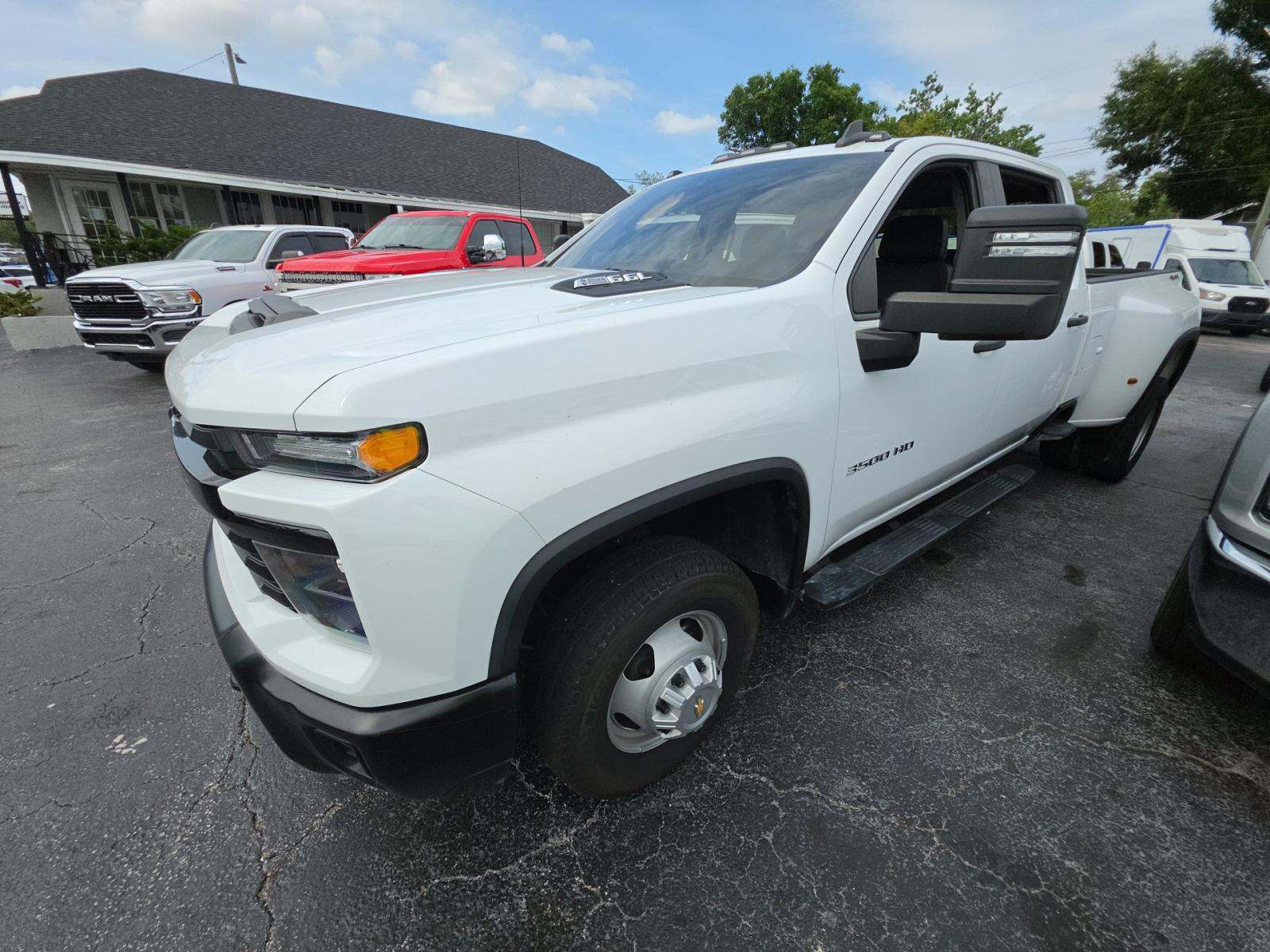 2024 Chevrolet Silverado 3500HD Work Truck AWD
