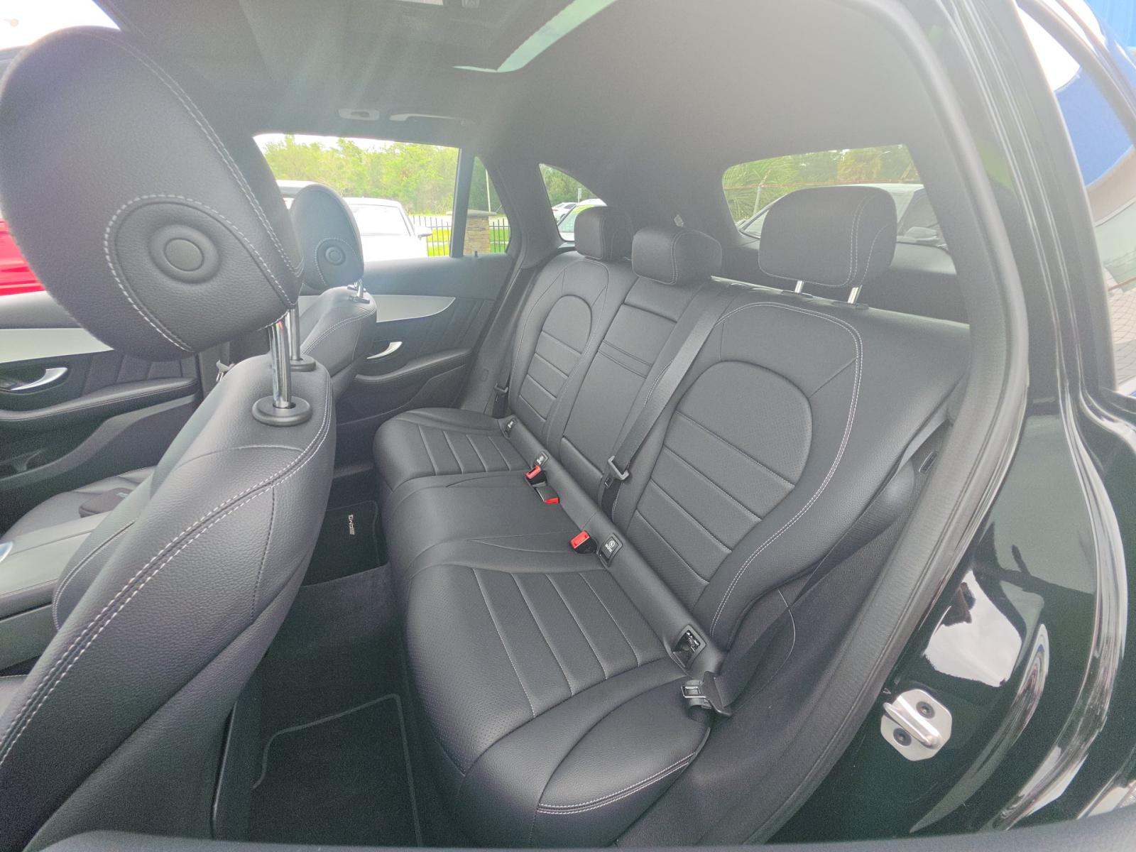 2022 Mercedes-Benz GLC GLC 300 AWD