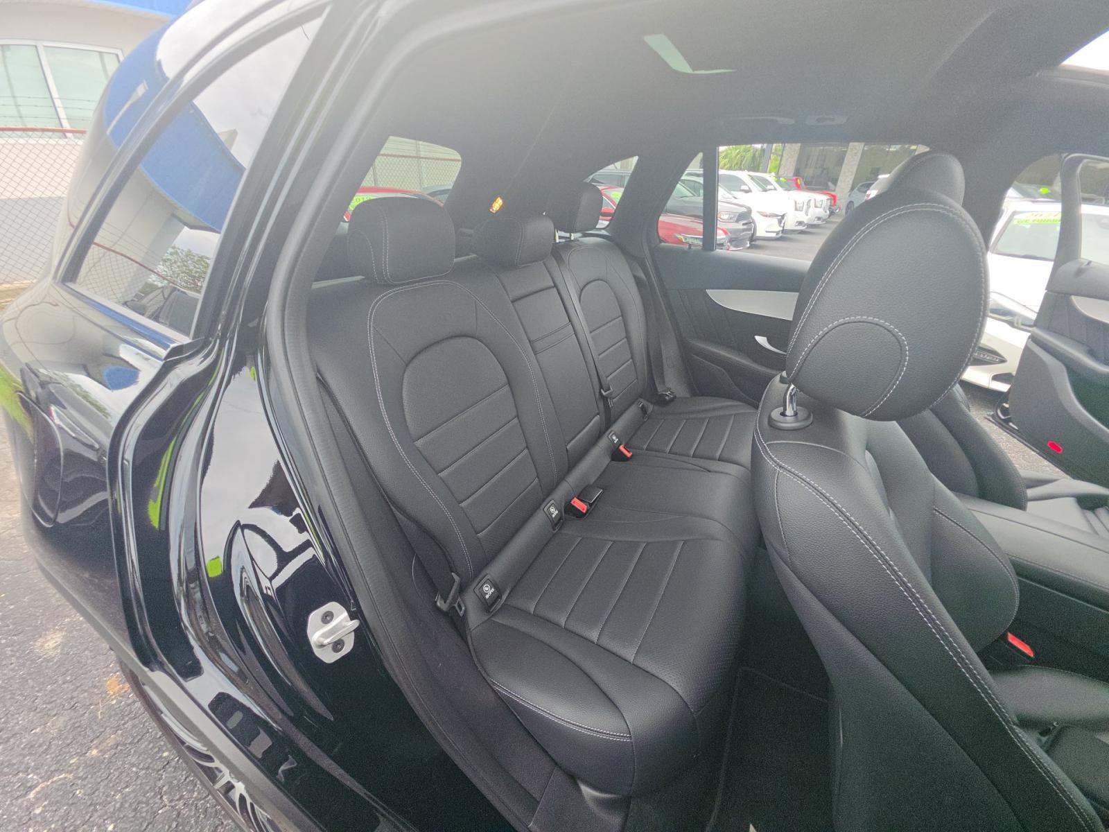2022 Mercedes-Benz GLC GLC 300 AWD