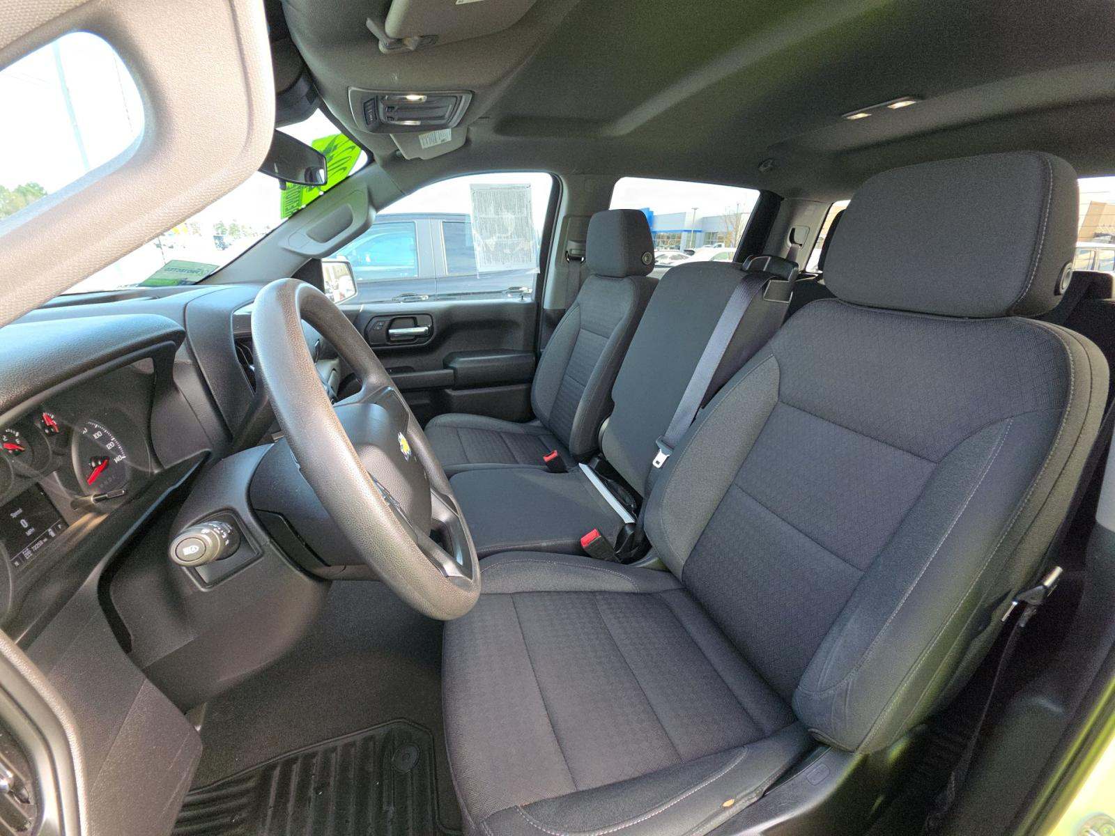 2022 Chevrolet Silverado 1500 Custom AWD