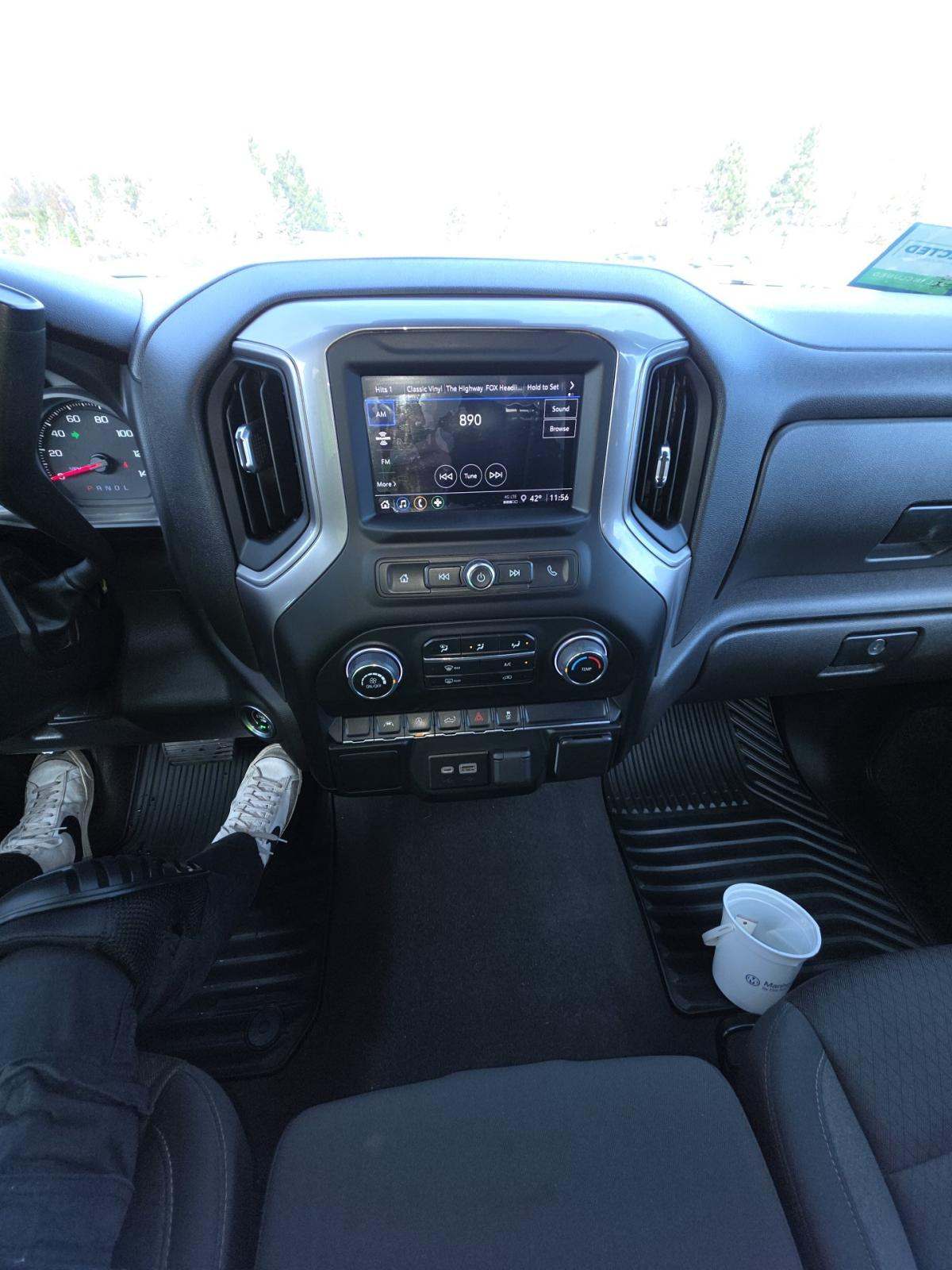 2022 Chevrolet Silverado 1500 Custom AWD