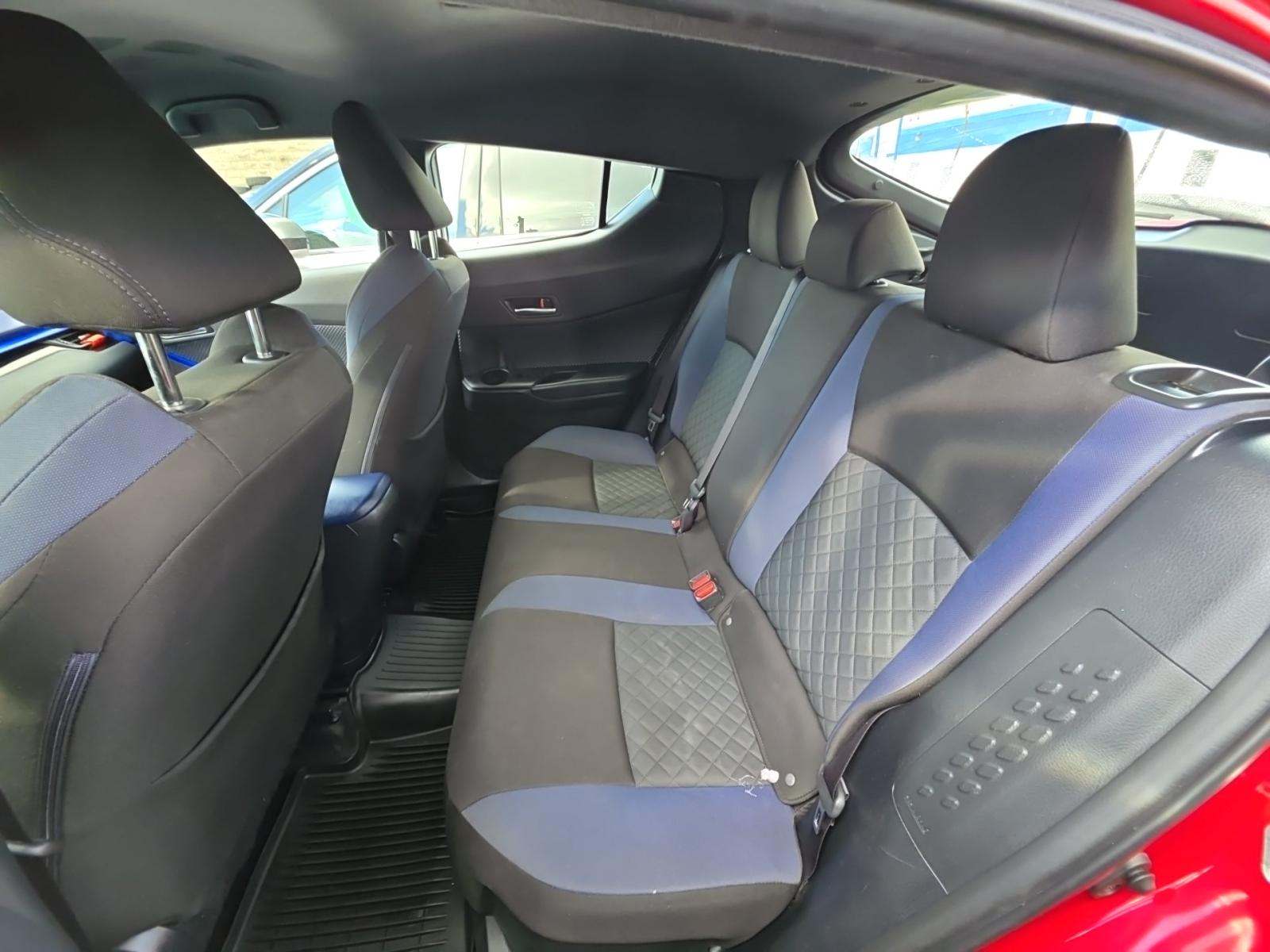 2020 Toyota C-HR XLE FWD