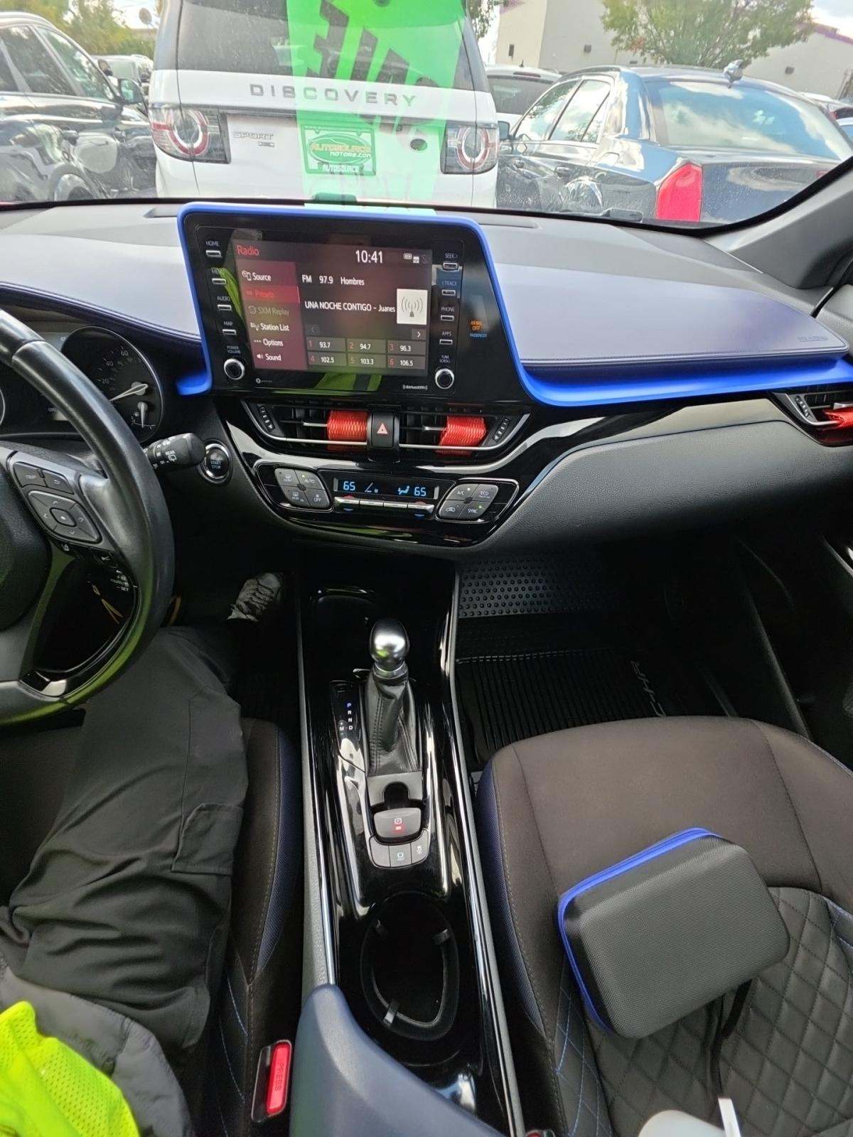 2020 Toyota C-HR XLE FWD