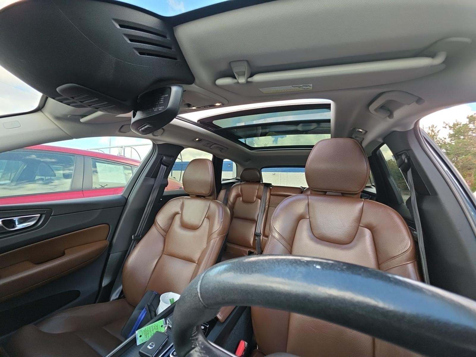 2019 Volvo XC60 T5 Momentum FWD