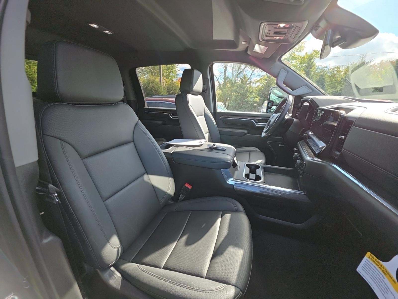 2025 Chevrolet Silverado 2500HD LTZ AWD