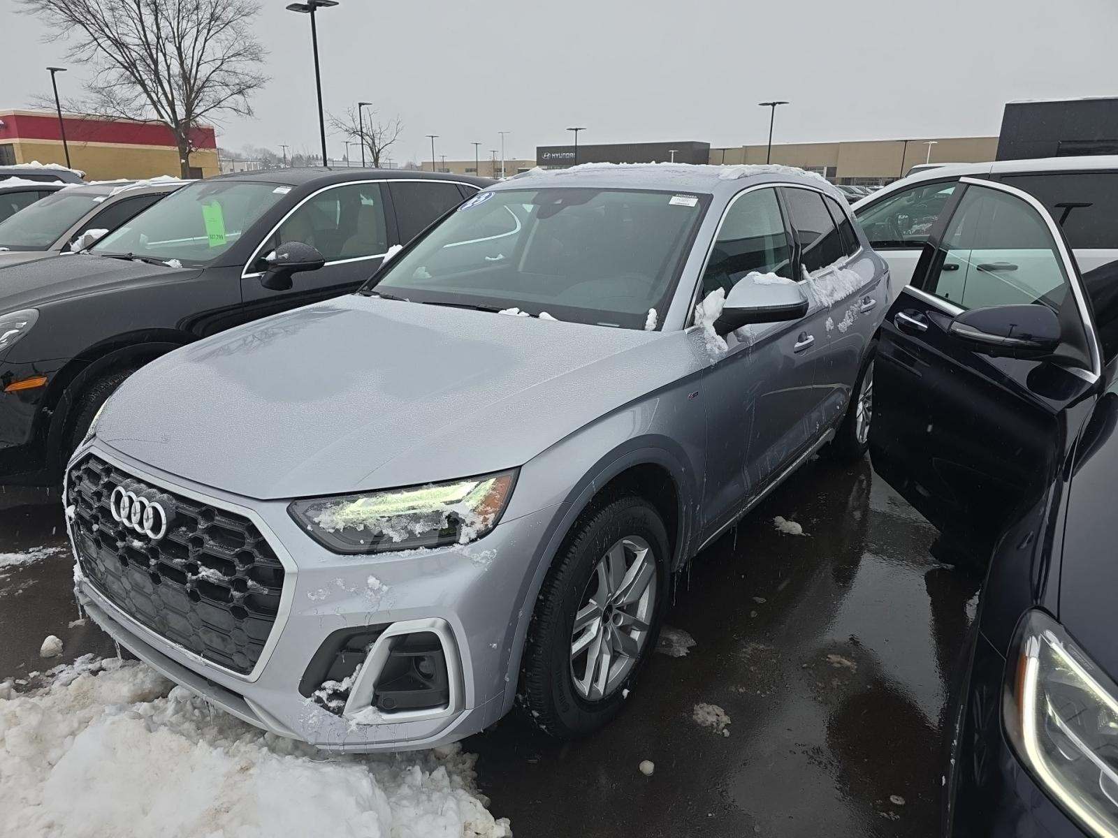 2023 Audi Q5 S line Premium AWD