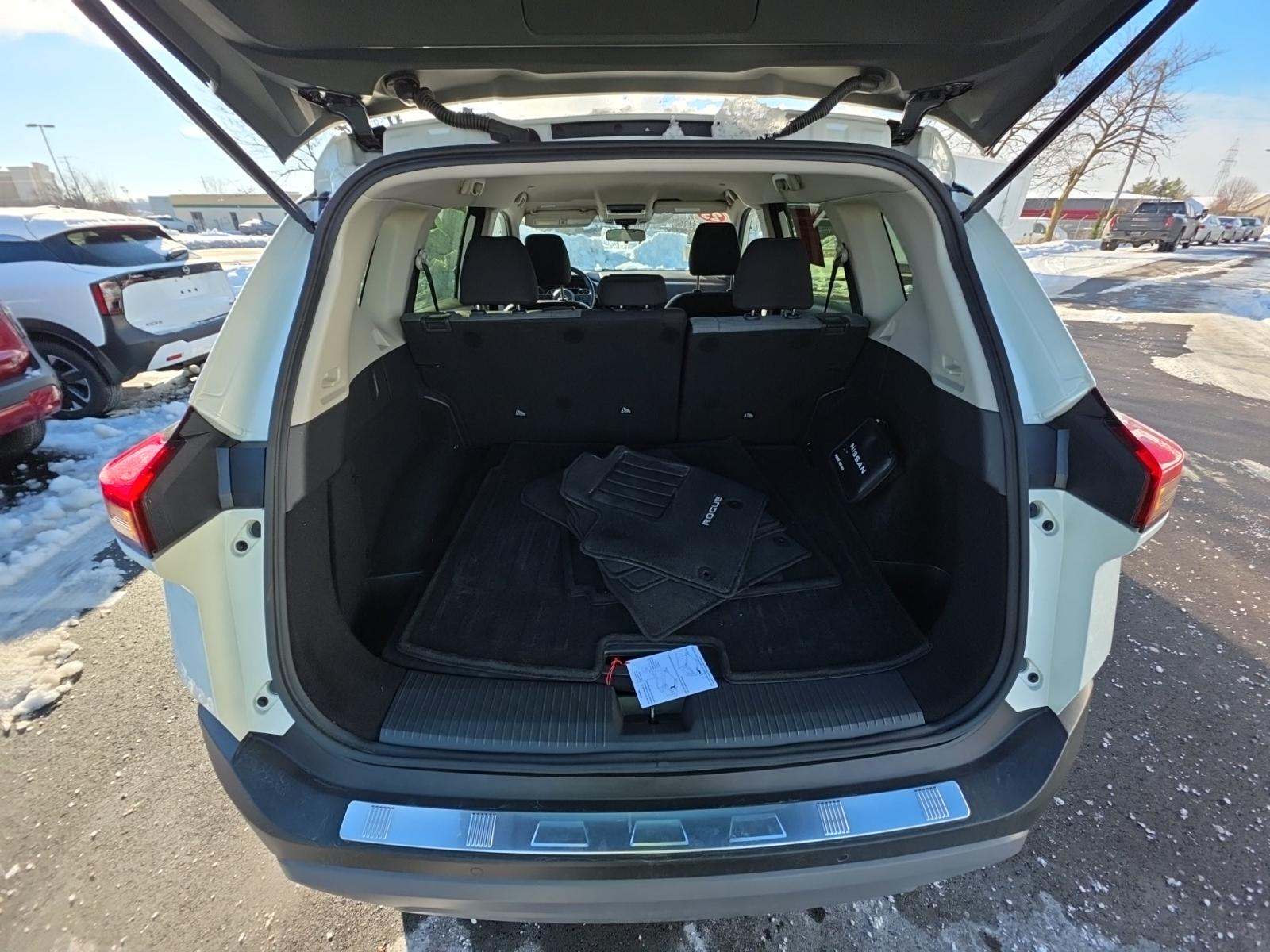 2023 Nissan Rogue SV AWD