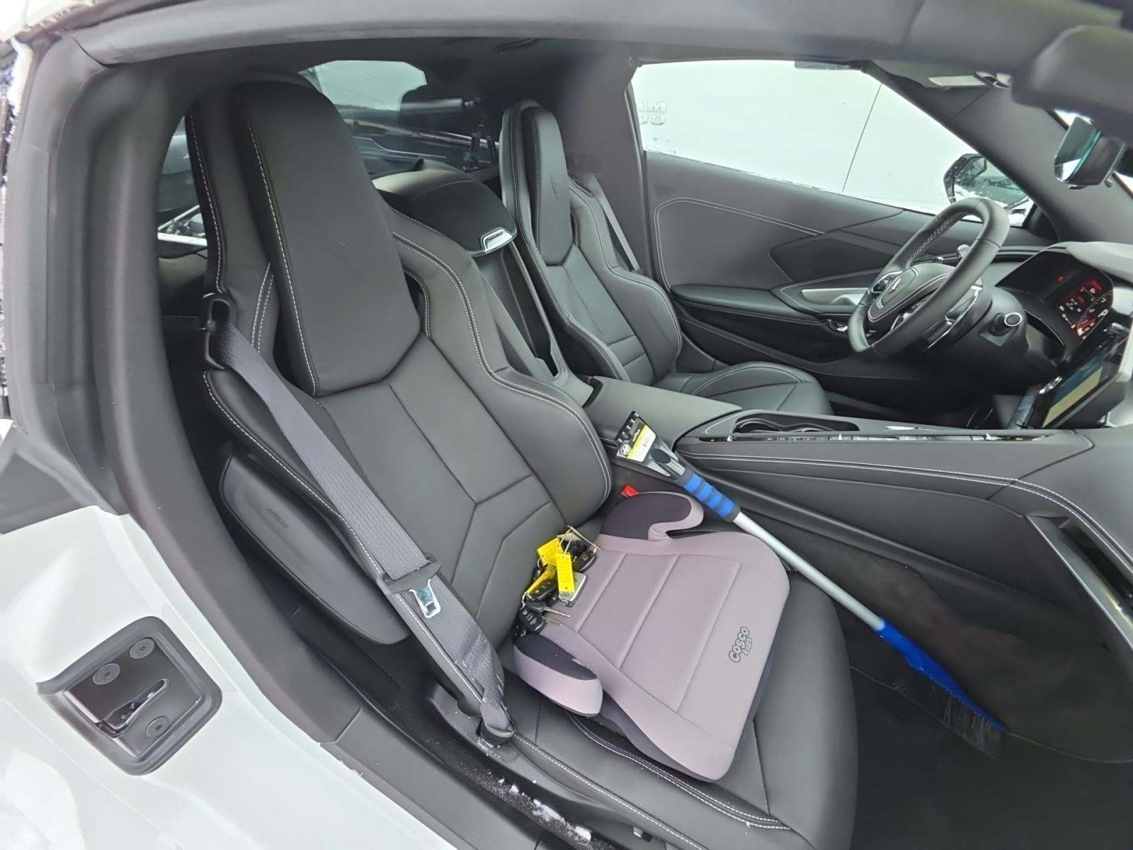 2025 Chevrolet Corvette Stingray RWD