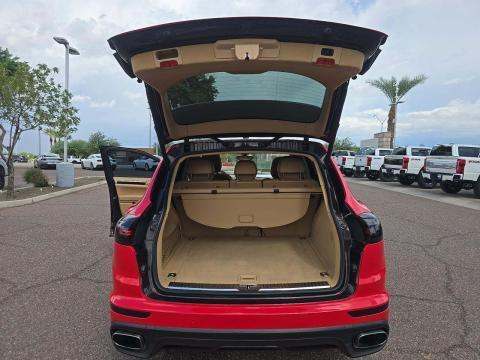 2017 Porsche Cayenne Platinum Edition AWD