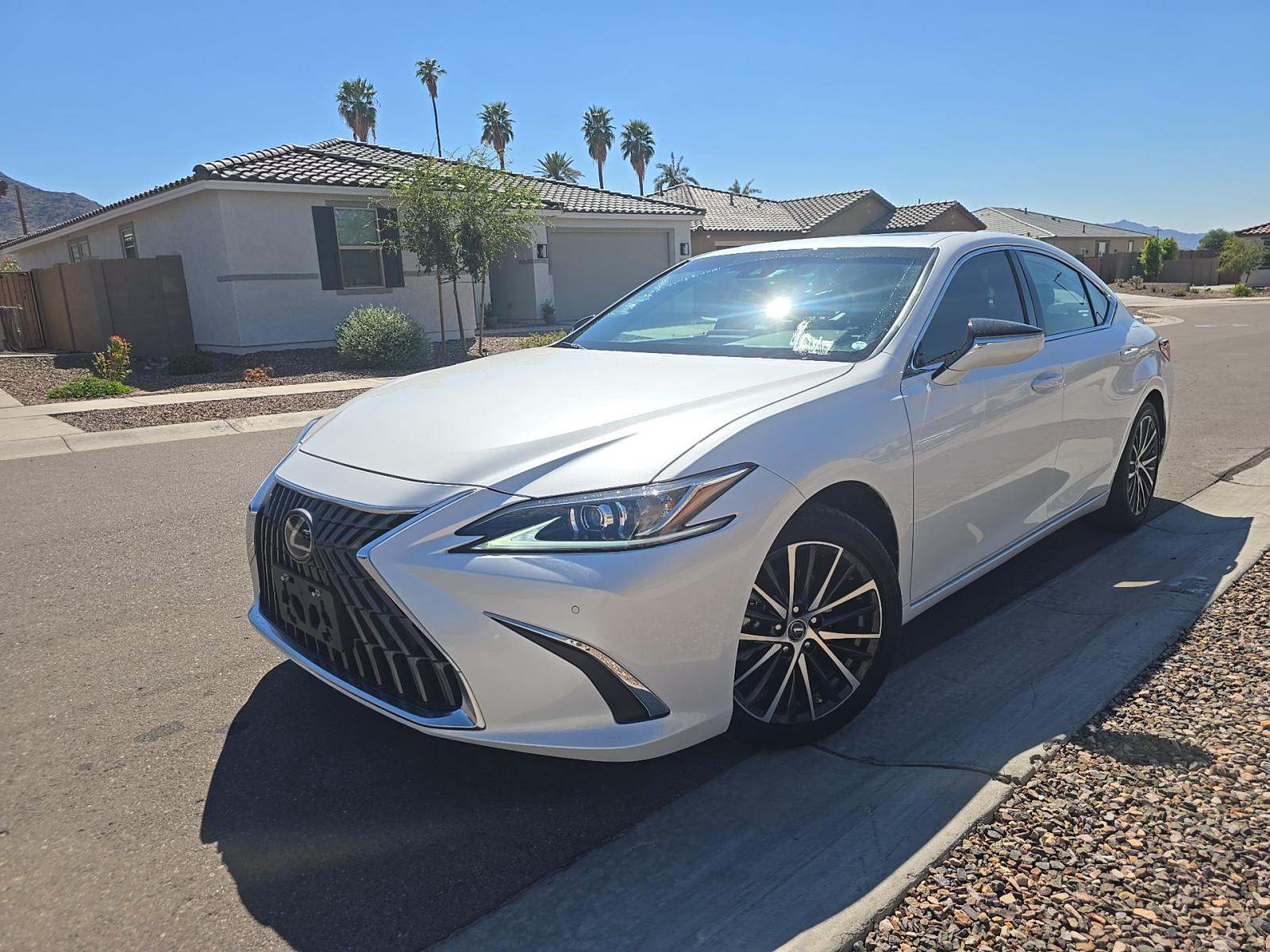 2024 Lexus ES 300h