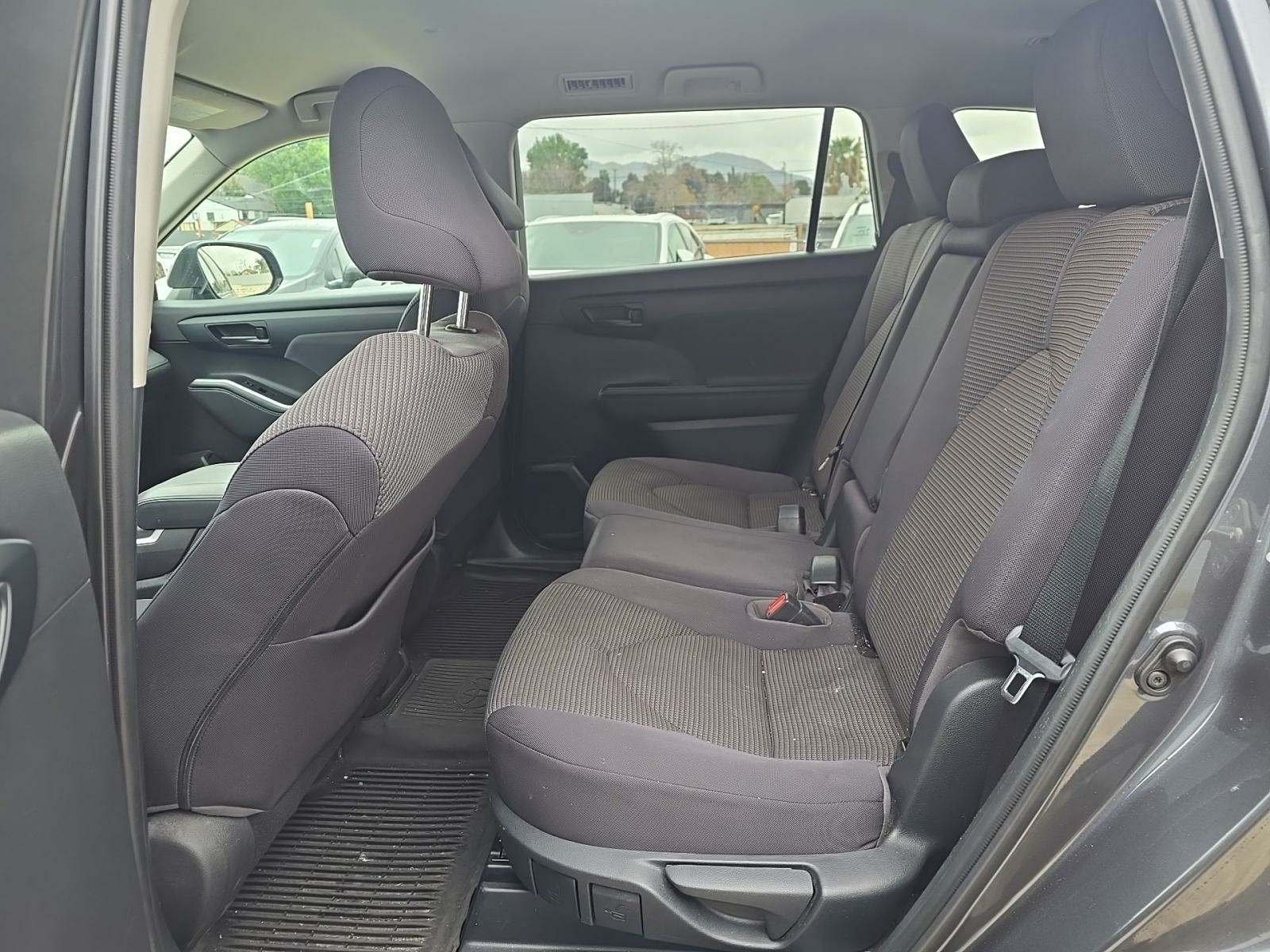 2020 Toyota Highlander L FWD