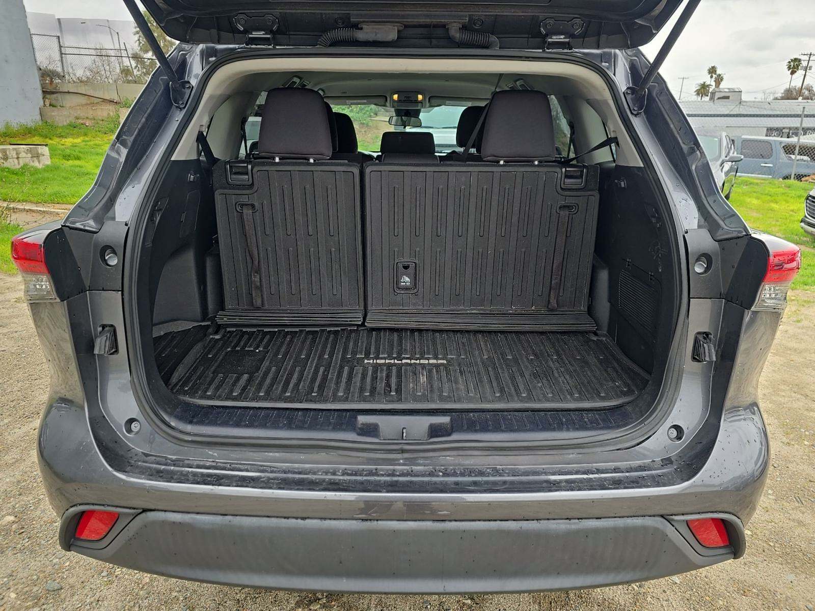 2020 Toyota Highlander L FWD