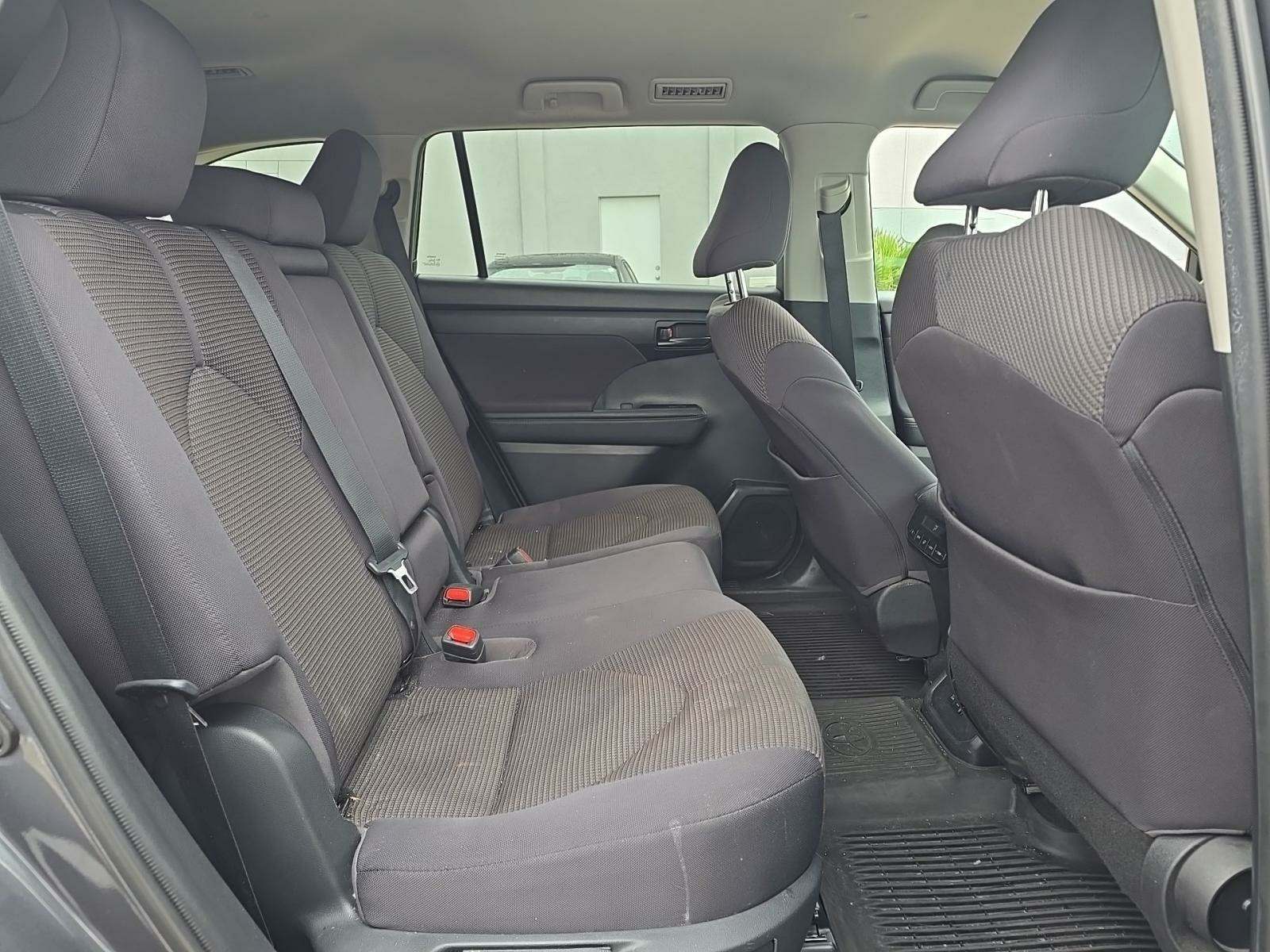 2020 Toyota Highlander L FWD