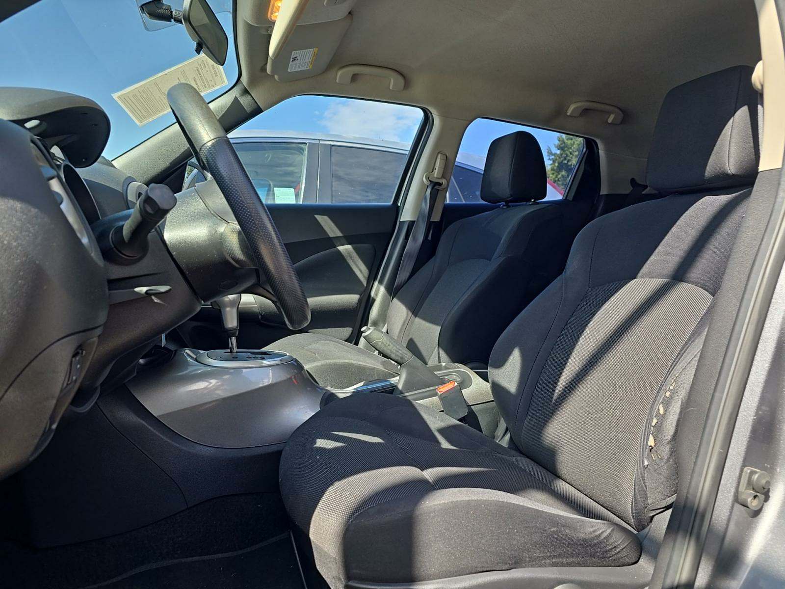 2013 Nissan JUKE S FWD