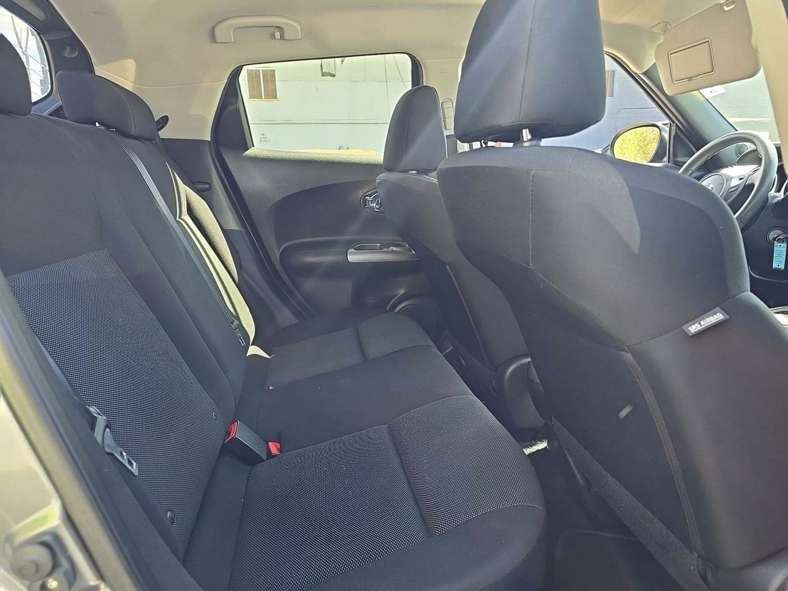 2013 Nissan JUKE S FWD