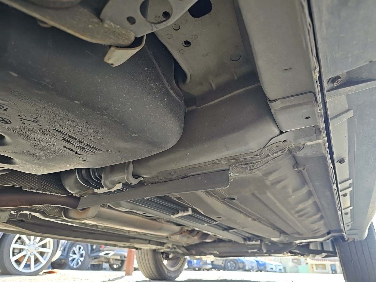 2013 Nissan JUKE S FWD