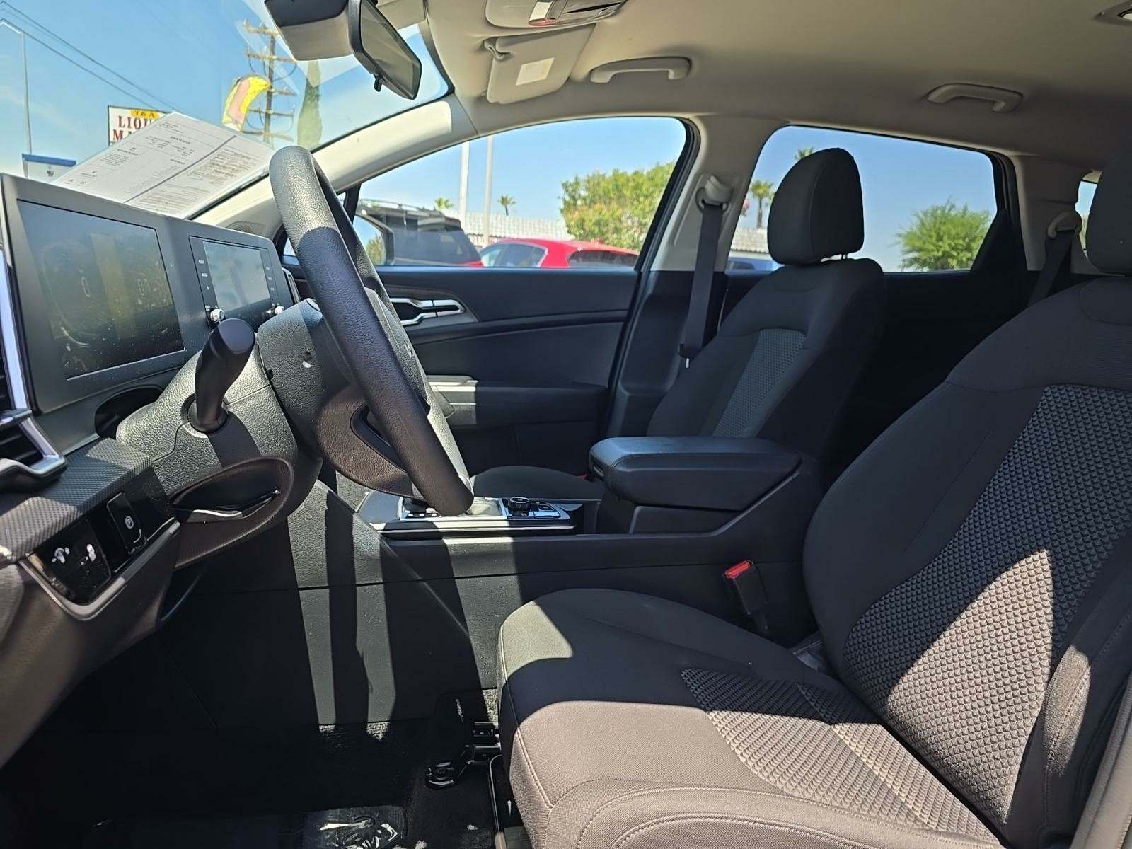 2024 Kia Sportage LX FWD