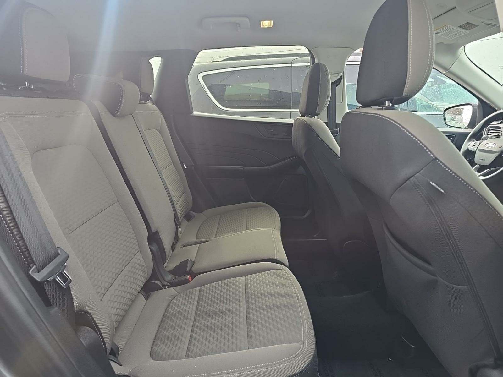 2022 Ford Escape SE FWD