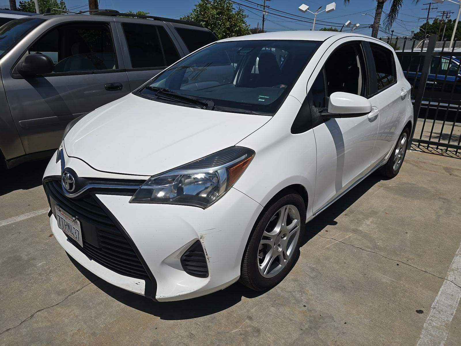 2017 Toyota Yaris SE FWD