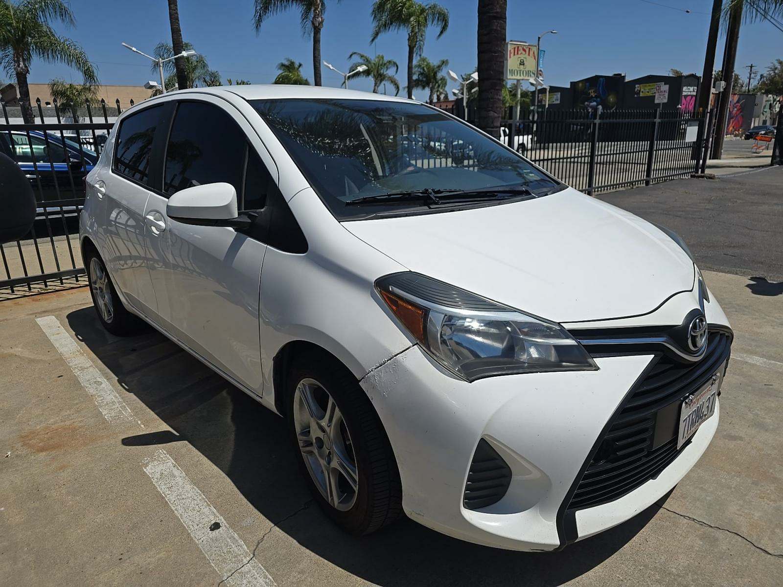 2017 Toyota Yaris SE FWD