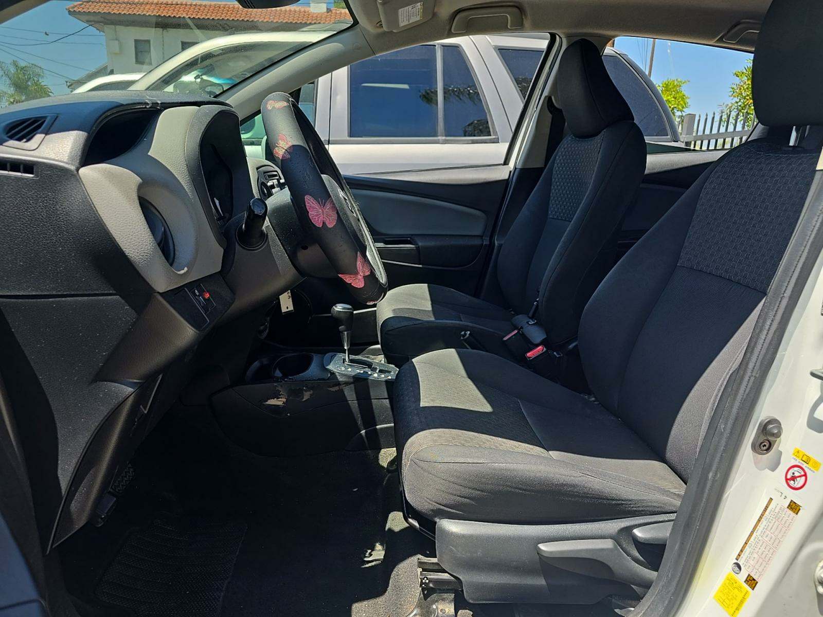 2017 Toyota Yaris SE FWD