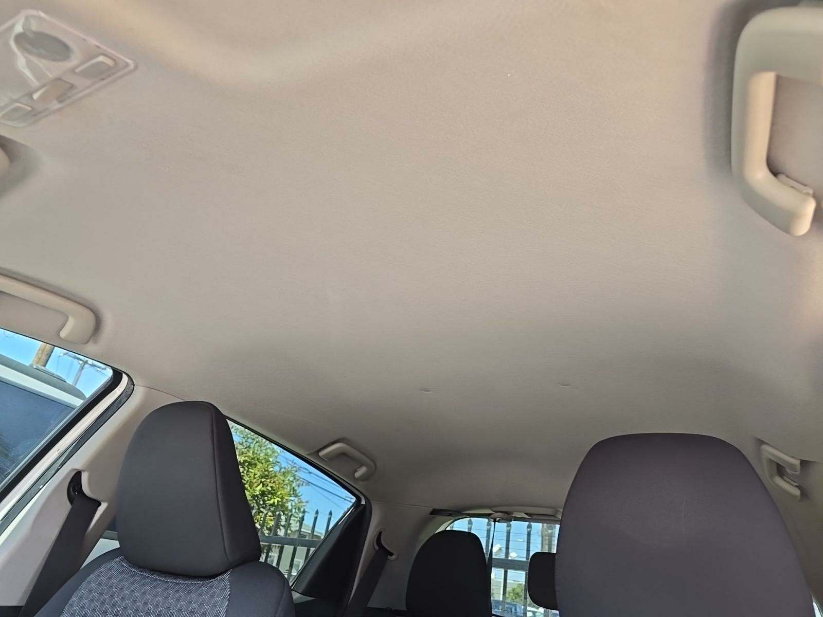 2017 Toyota Yaris SE FWD