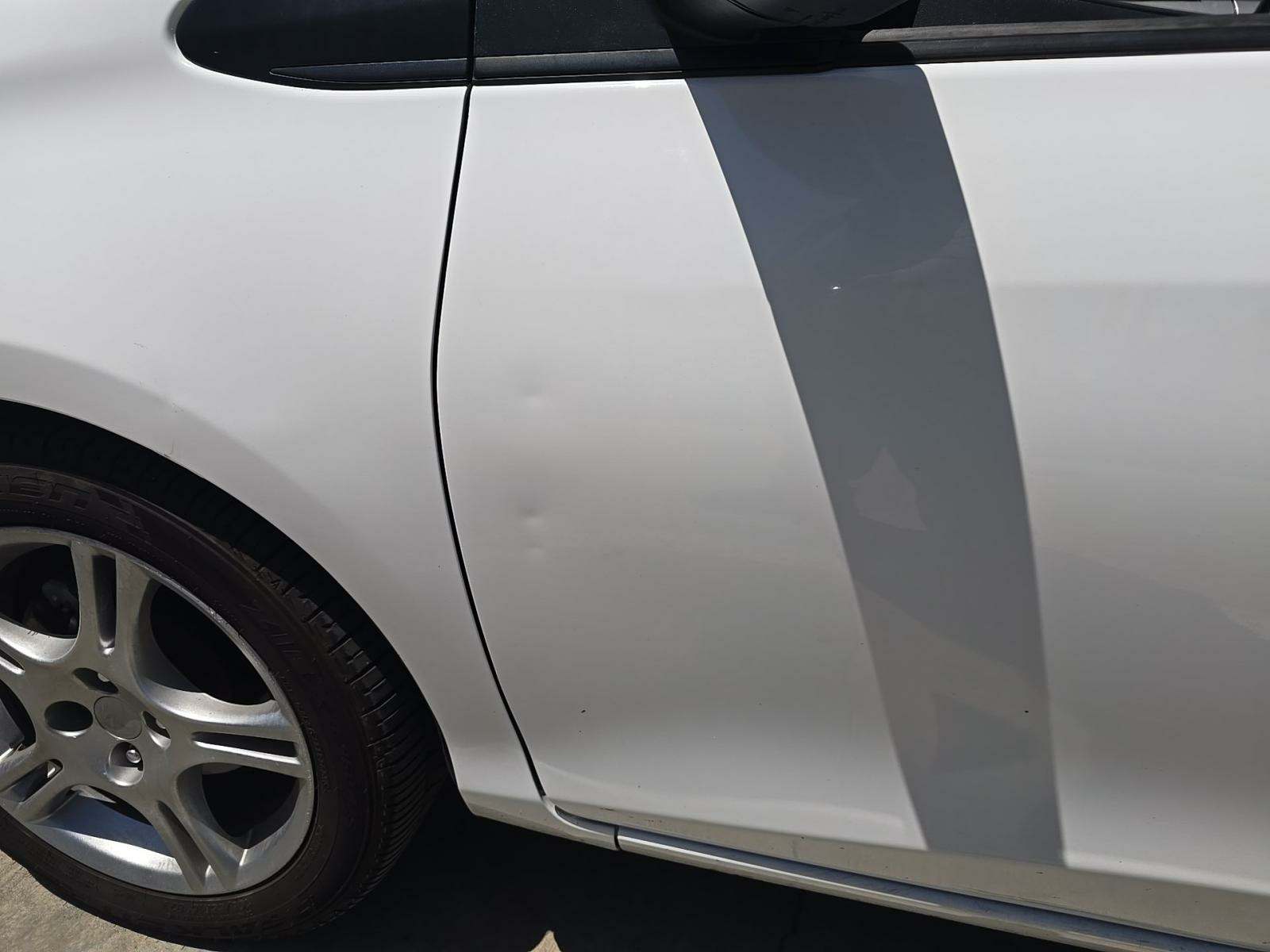 2017 Toyota Yaris SE FWD