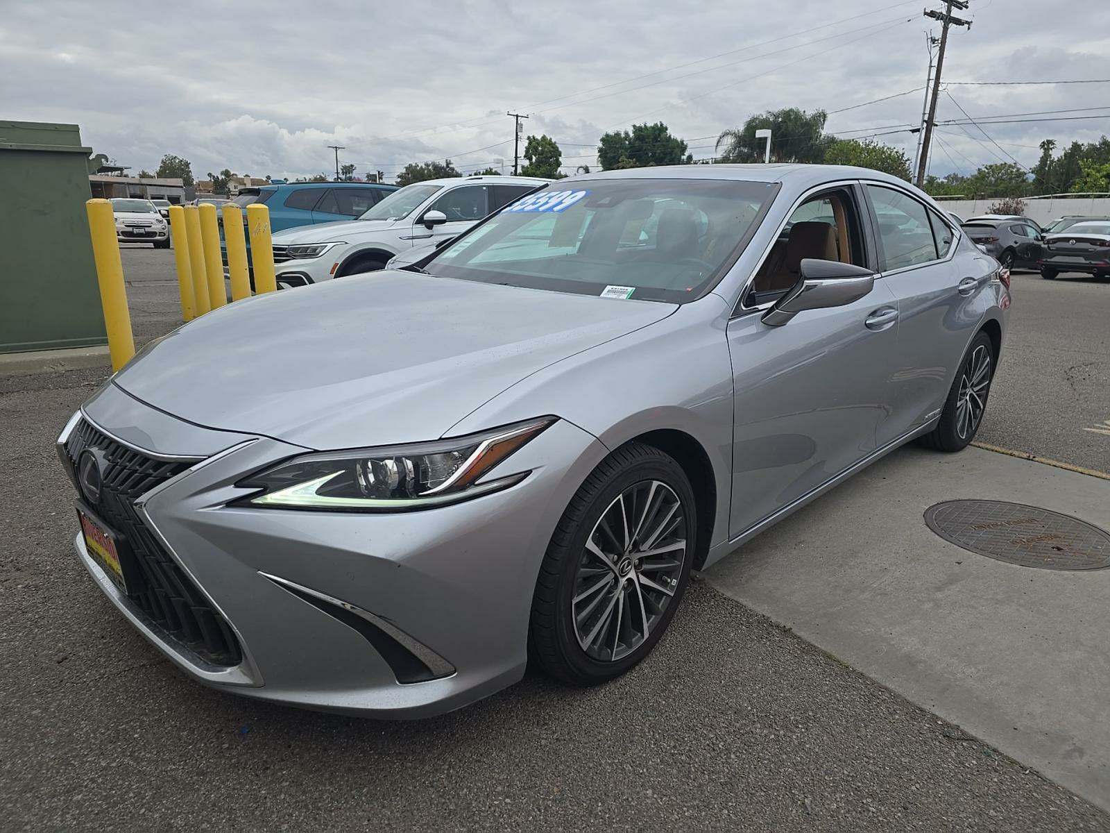 2022 Lexus ES ES 300h FWD
