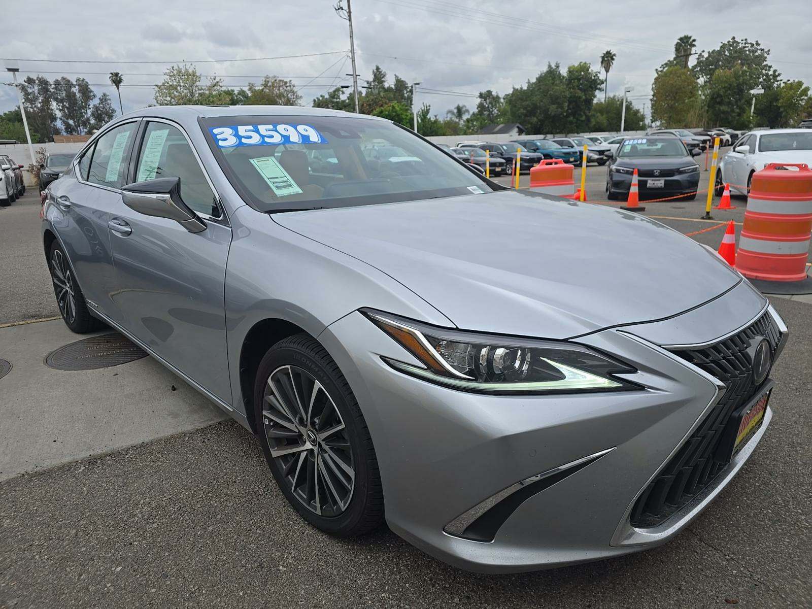 2022 Lexus ES ES 300h FWD