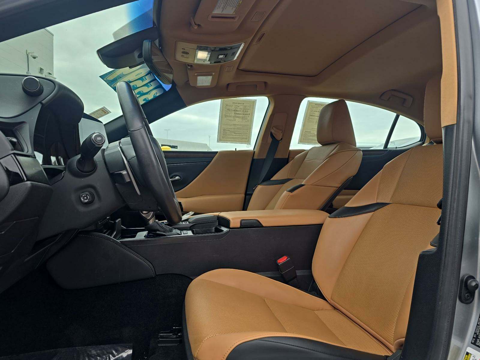 2022 Lexus ES ES 300h FWD