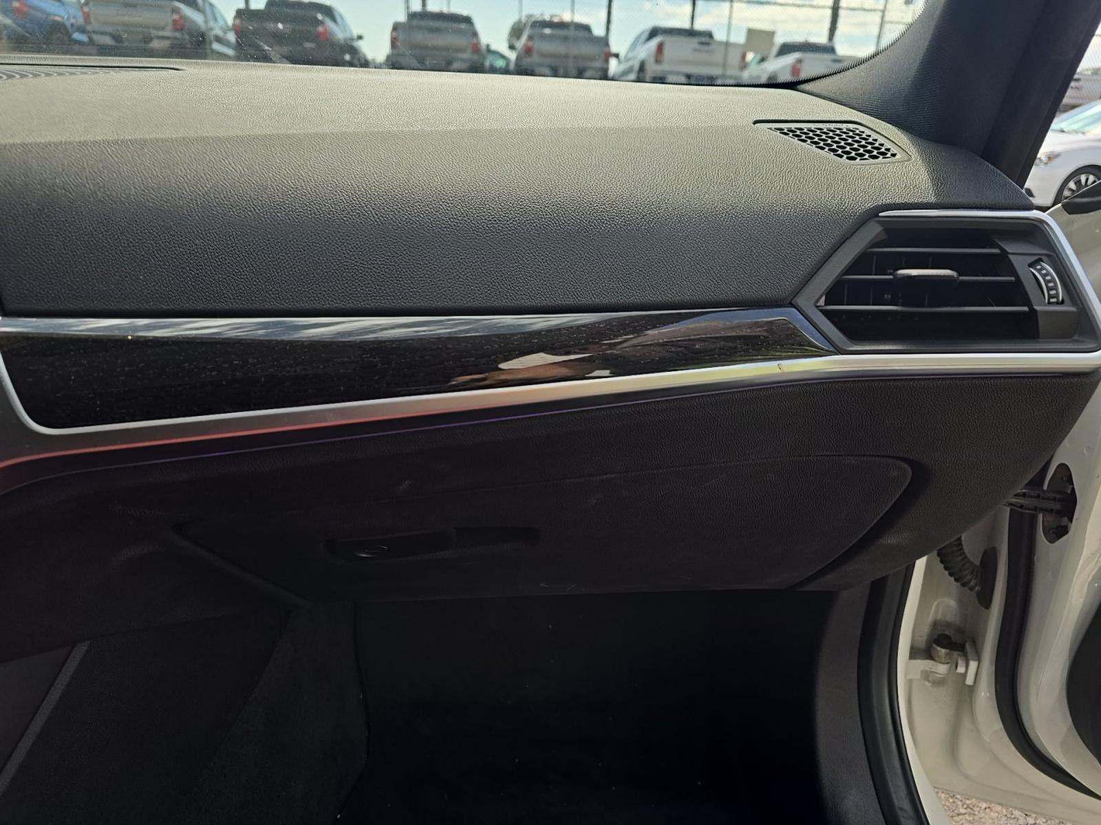 2022 BMW 3 Series 330i RWD