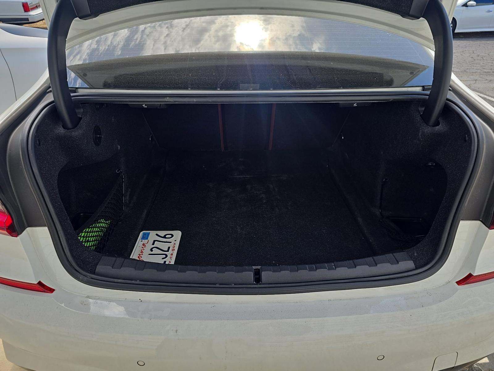 2022 BMW 3 Series 330i RWD