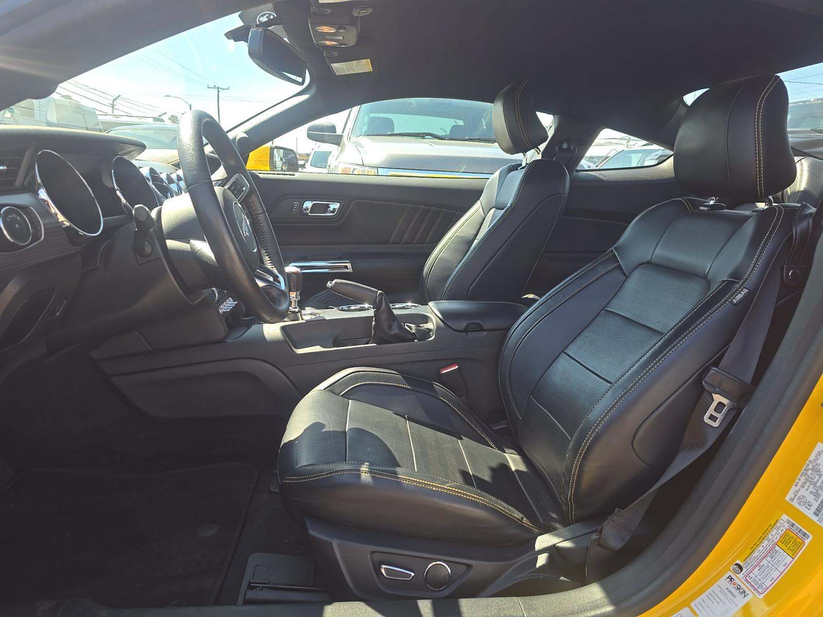 2017 Ford Mustang GT Premium RWD