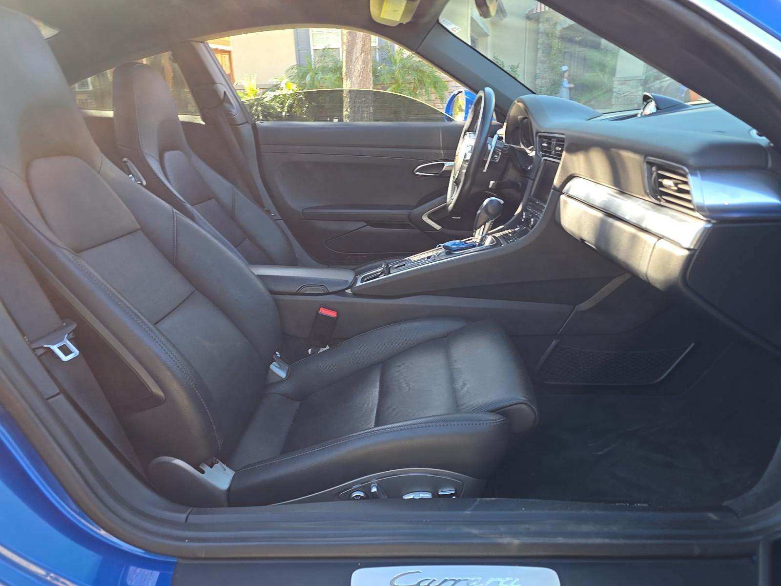 2015 Porsche 911 Carrera RWD