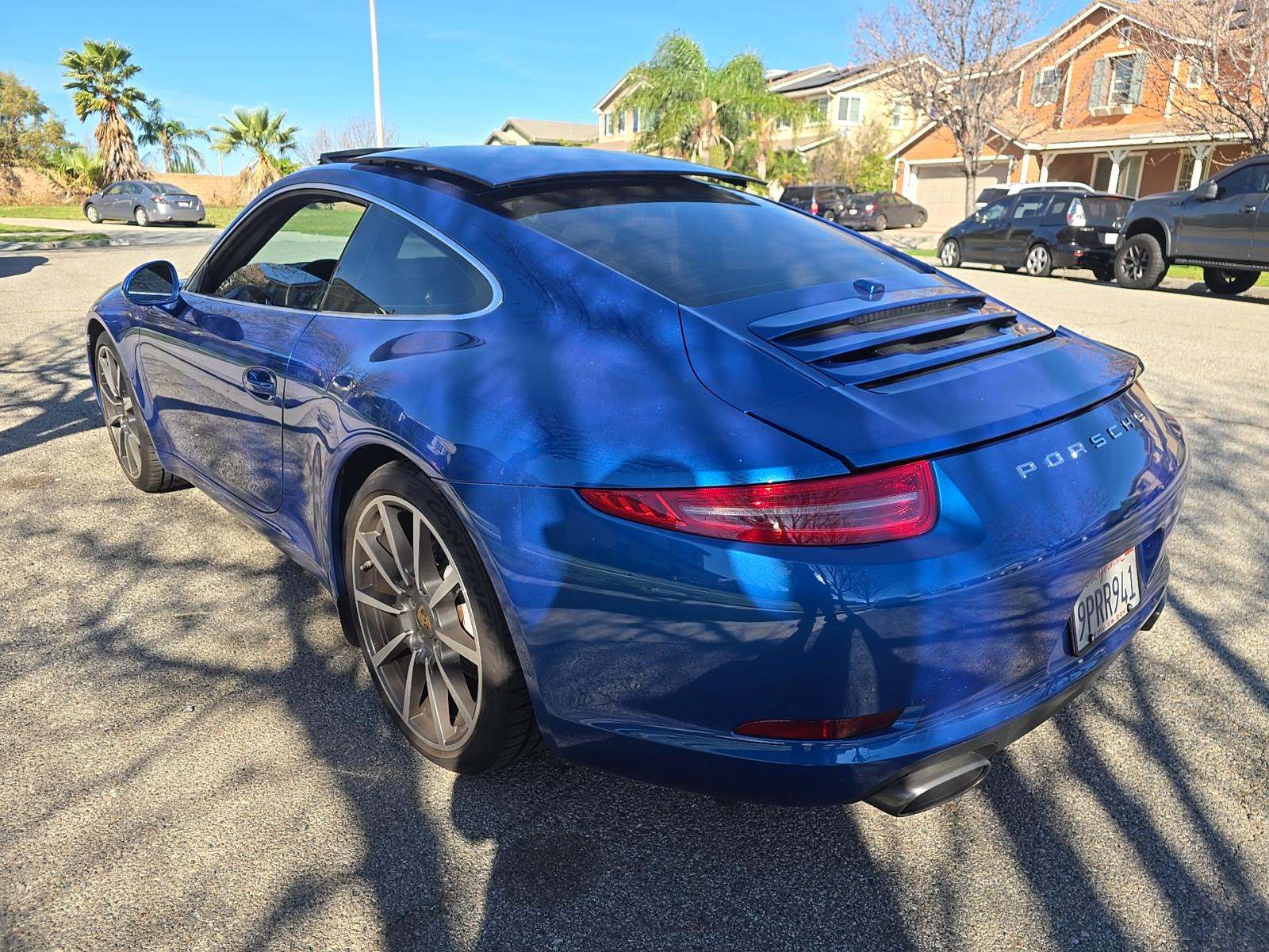 2015 Porsche 911 Carrera RWD