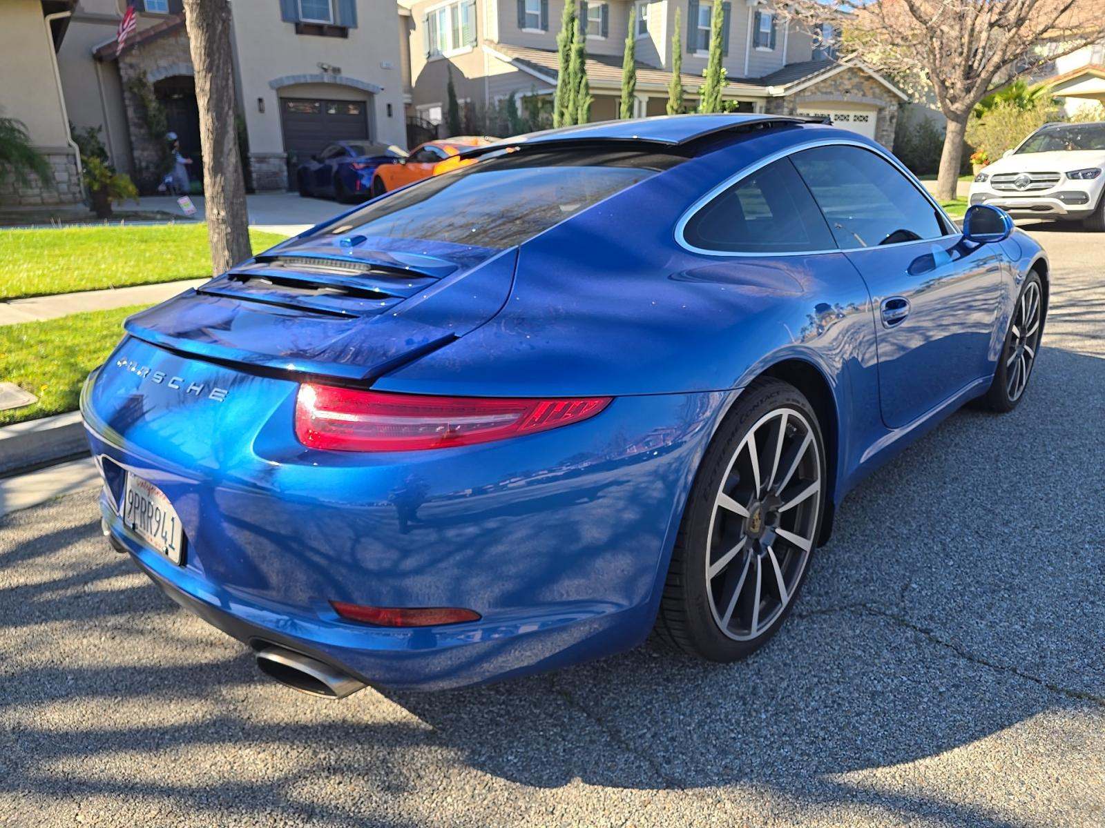 2015 Porsche 911 Carrera RWD