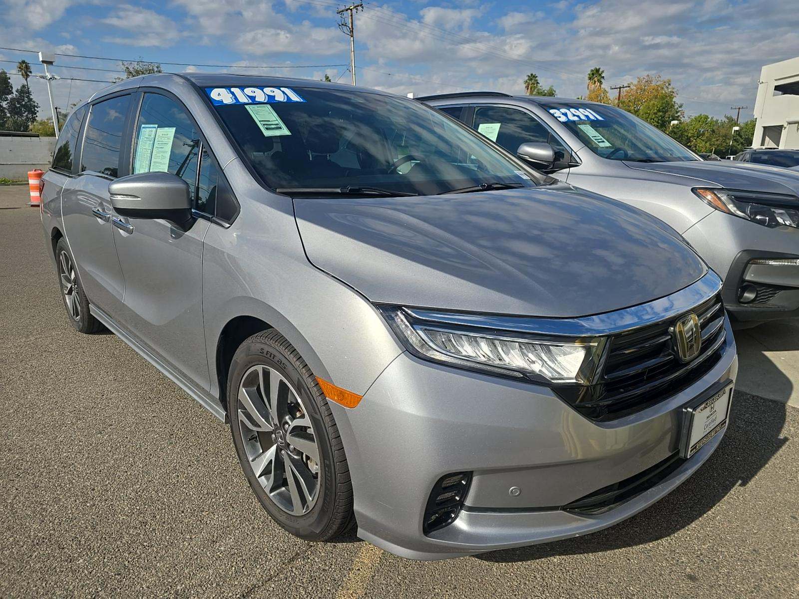 2023 Honda Odyssey Touring FWD