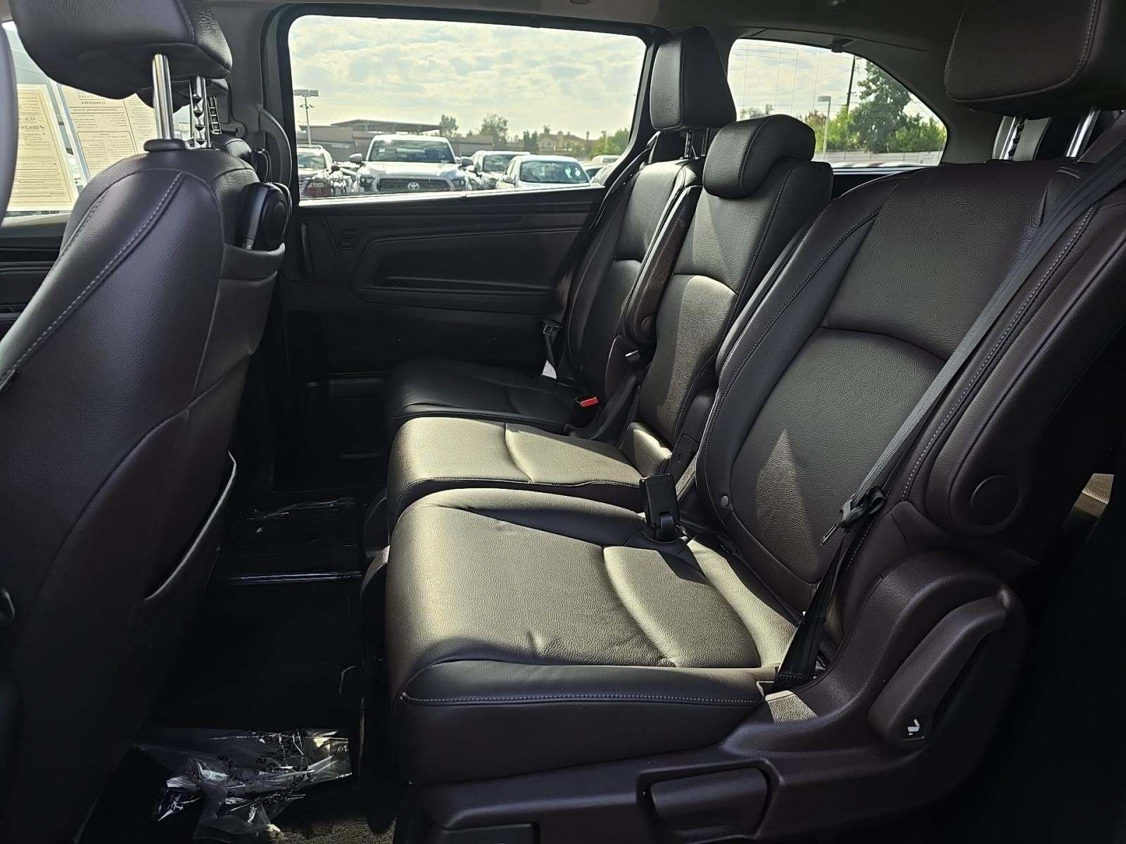 2023 Honda Odyssey Touring FWD