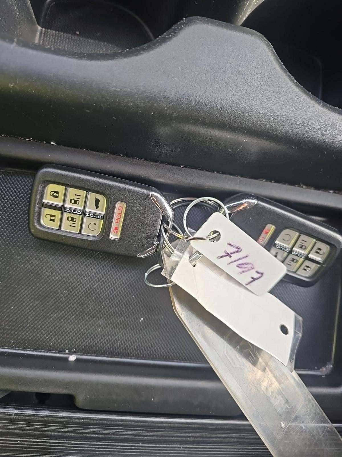 2023 Honda Odyssey Touring FWD