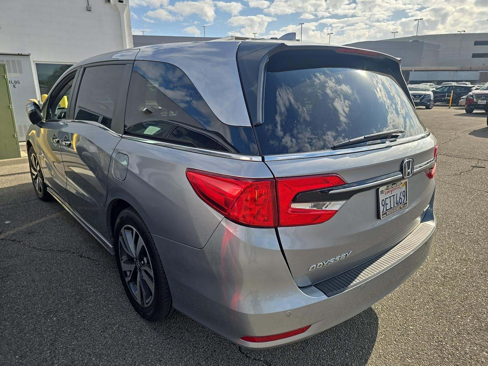 2023 Honda Odyssey Touring FWD