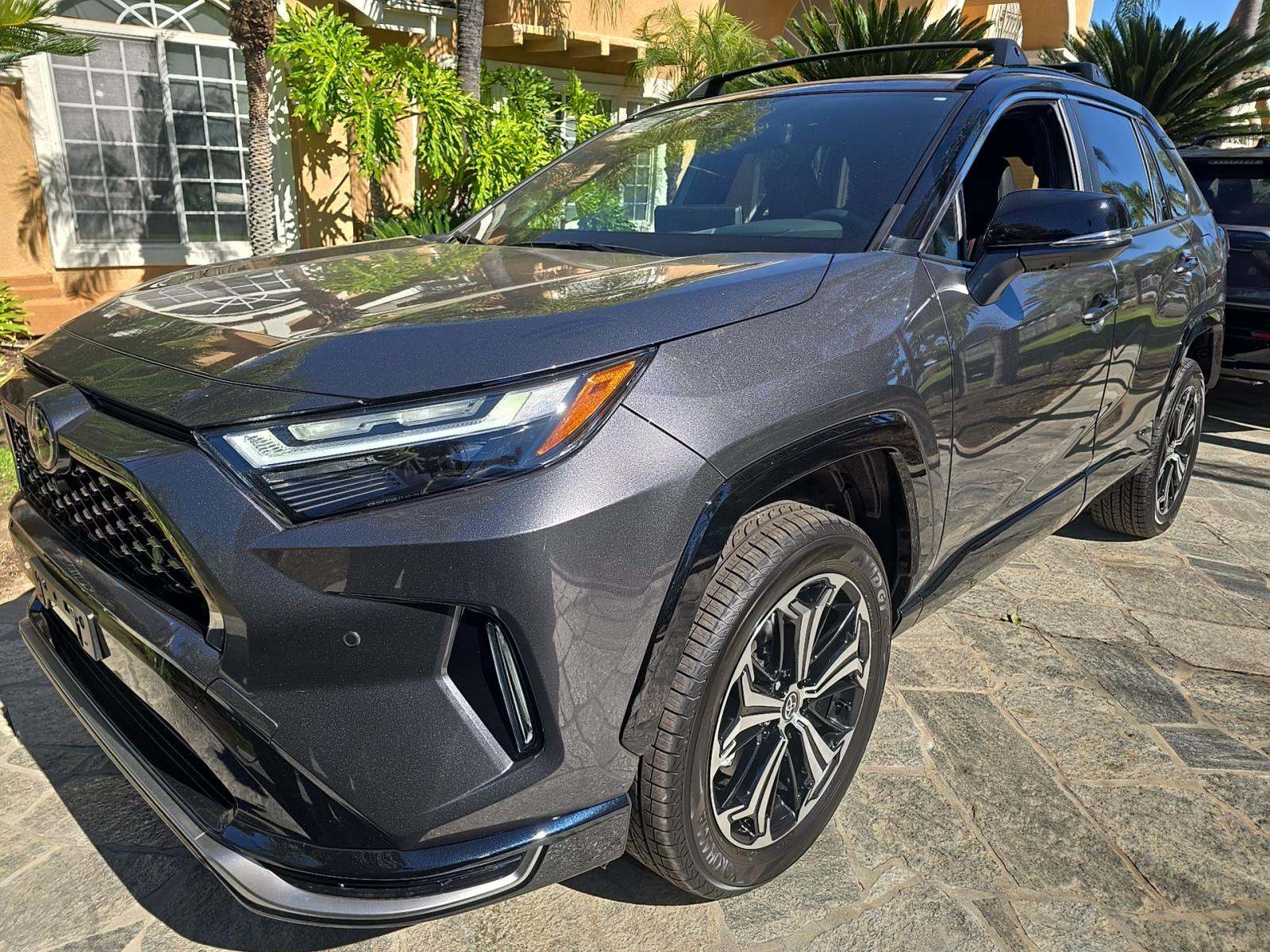 2025 Toyota RAV4 Plug-In Hybrid XSE AWD