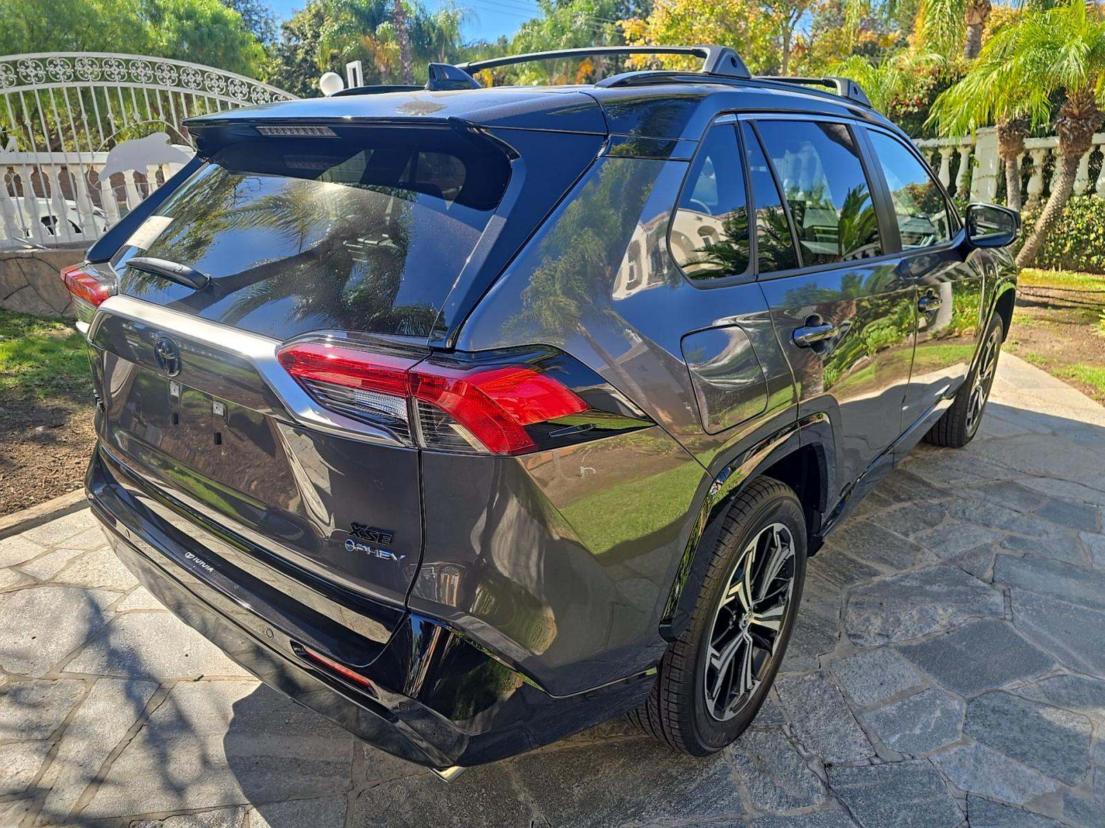 2025 Toyota RAV4 Plug-In Hybrid XSE AWD