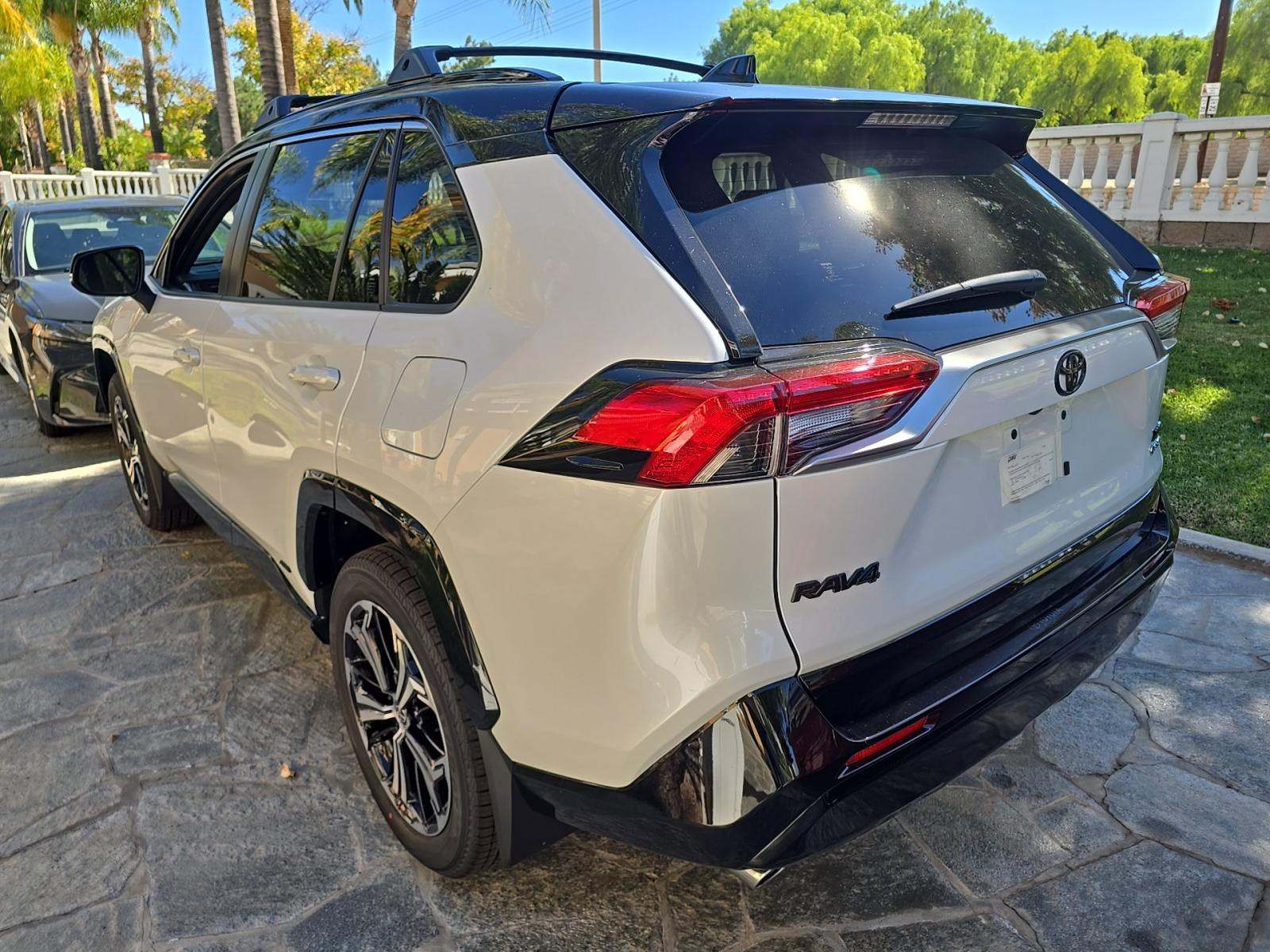 2025 Toyota RAV4 Plug-In Hybrid XSE AWD