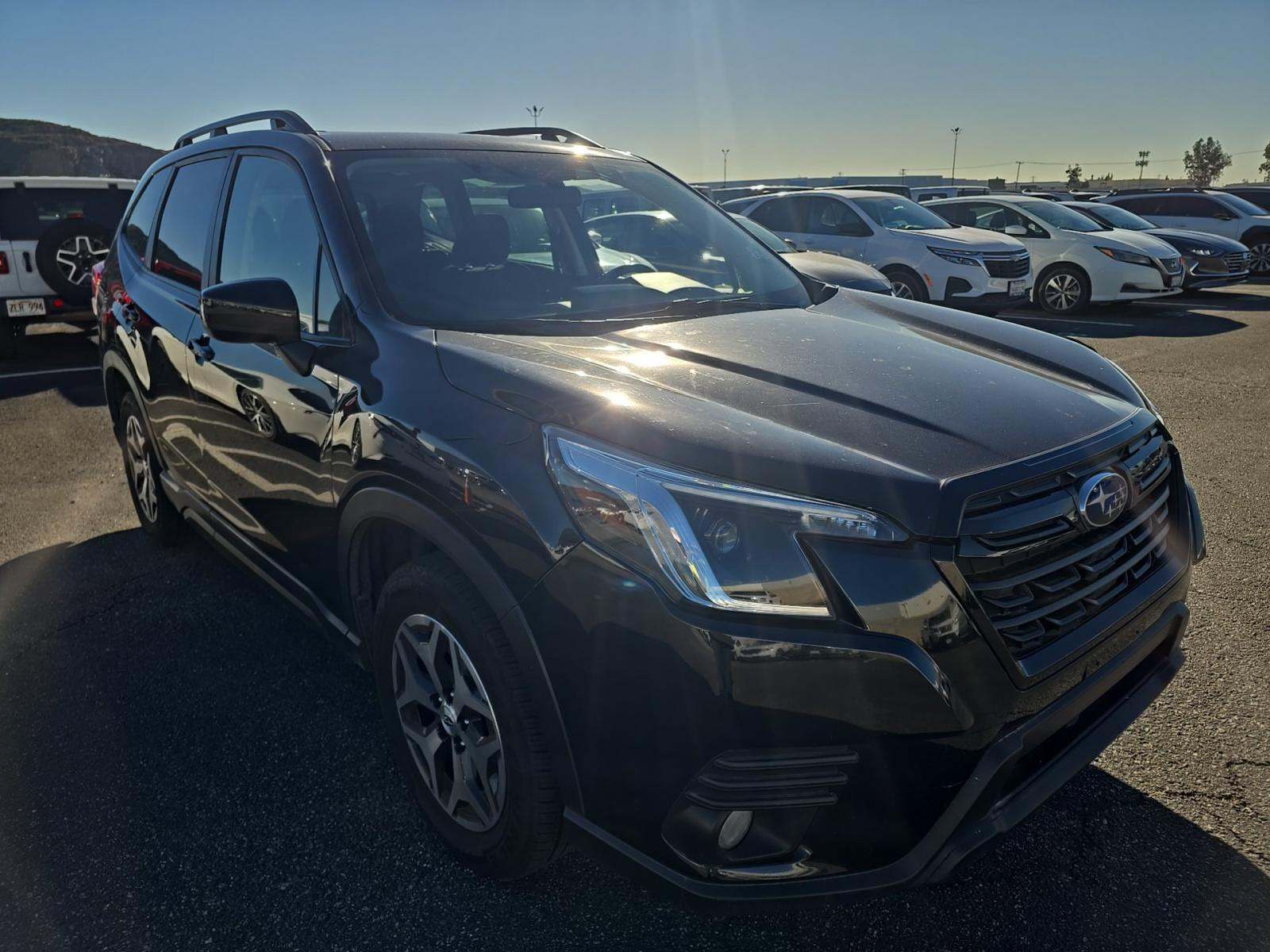 2023 Subaru Forester Premium AWD