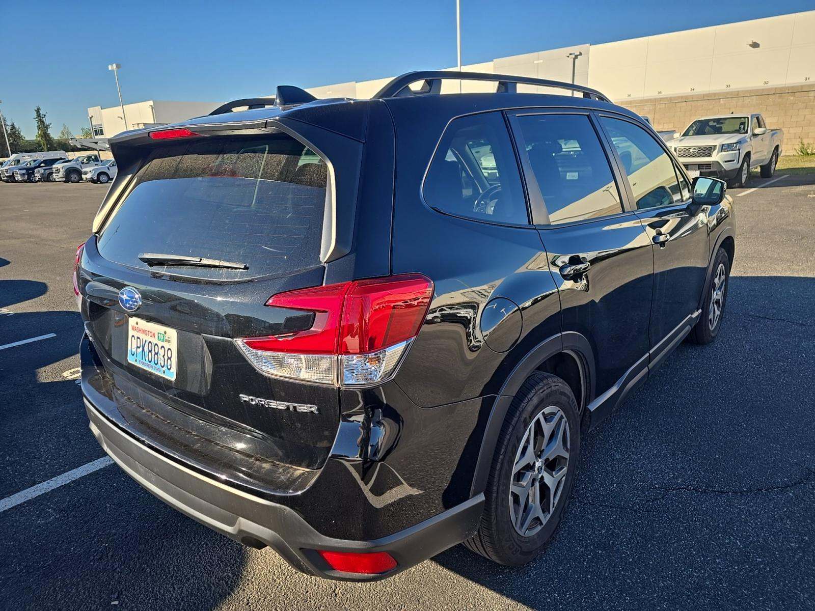2023 Subaru Forester Premium AWD