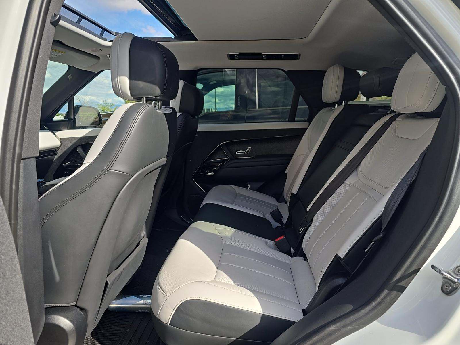 2024 Land Rover Range Rover Sport Dynamic SE AWD