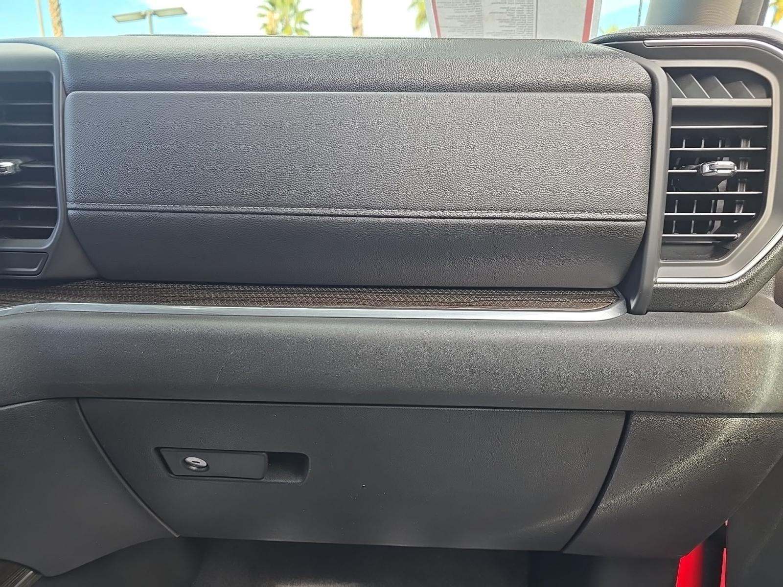 2023 Chevrolet Silverado 1500 RST AWD