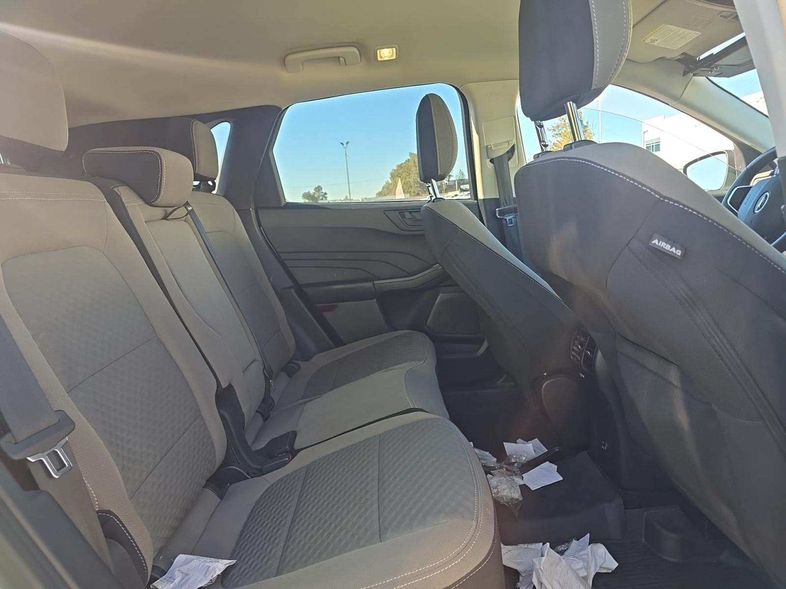 2022 Ford Escape Hybrid SE AWD