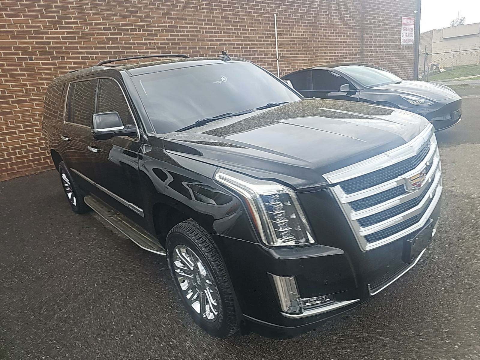 2016 Cadillac Escalade ESV Luxury AWD