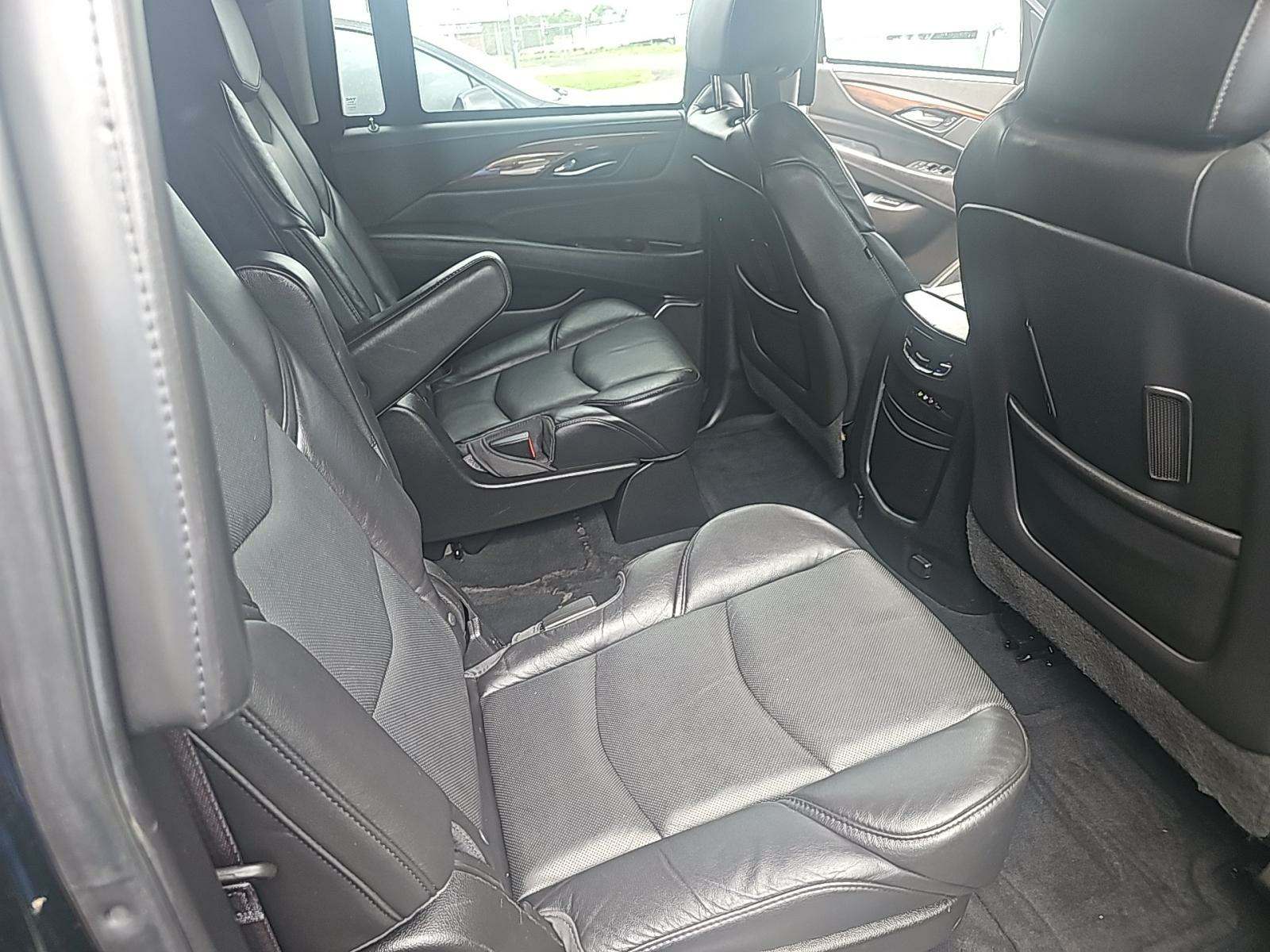 2016 Cadillac Escalade ESV Luxury AWD